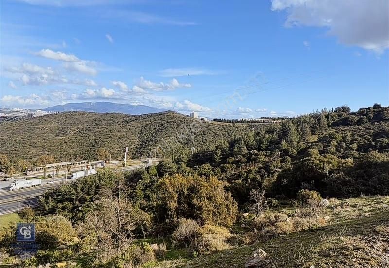 Balçova Çetin Emeç'te Selway Outlet Yakını Müstakil Tapulu Arsa