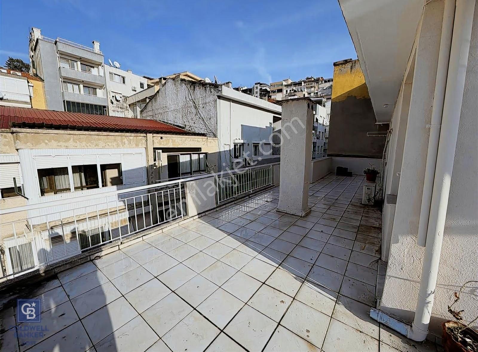 Göztepe Mahallesinde 3+1 Satılık Daire - Görsel 17