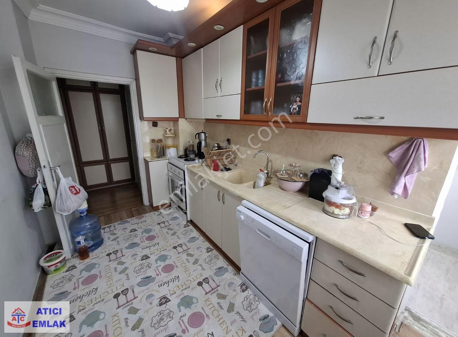 Atıcı'dan Cadde Üzerinde Merkezi Konumda 3+1 Satılık Daire - Görsel 3