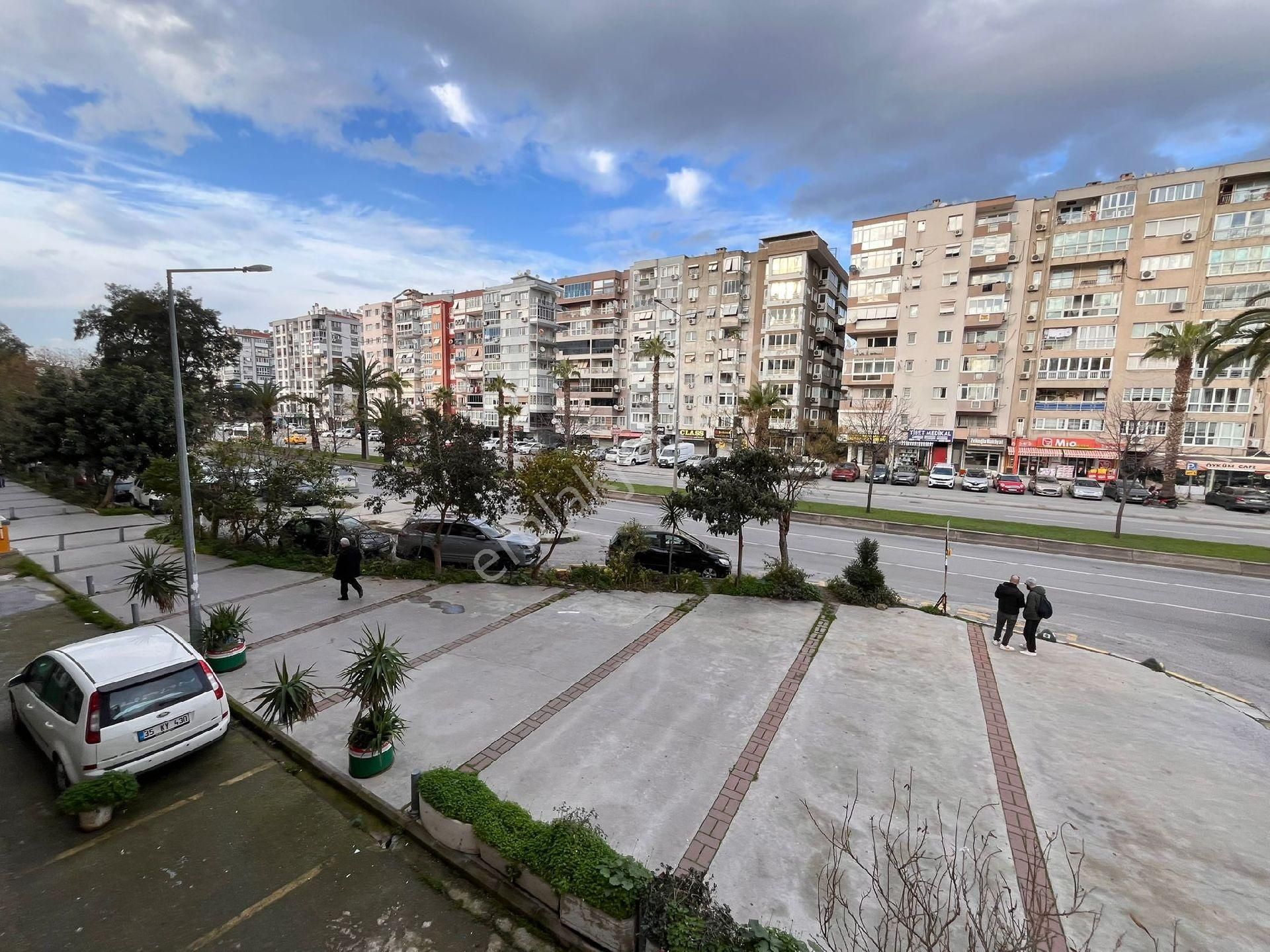 Bahçelievler Halide Edip Adıvar Cadde Üzeri 3+1 Köşe - Görsel 3