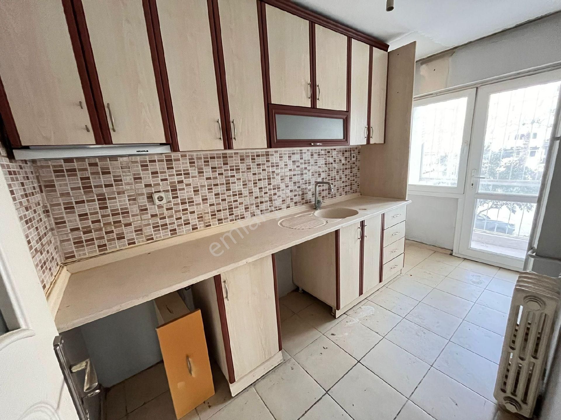 Bahçelievler Halide Edip Adıvar Cadde Üzeri 3+1 Köşe - Görsel 29