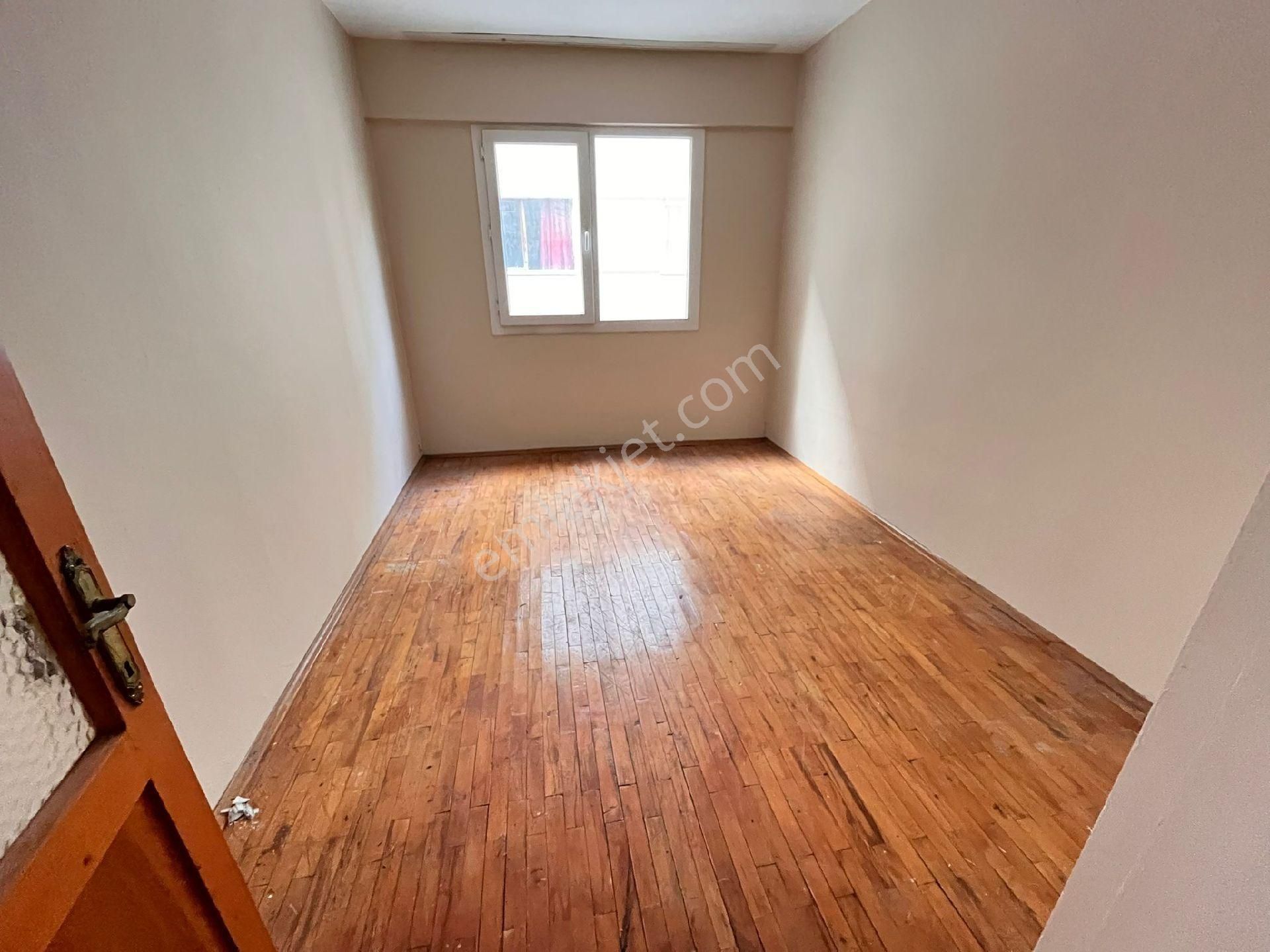 Şerif Remzi Okulu Yanında 2+1 Köşe - Görsel 27