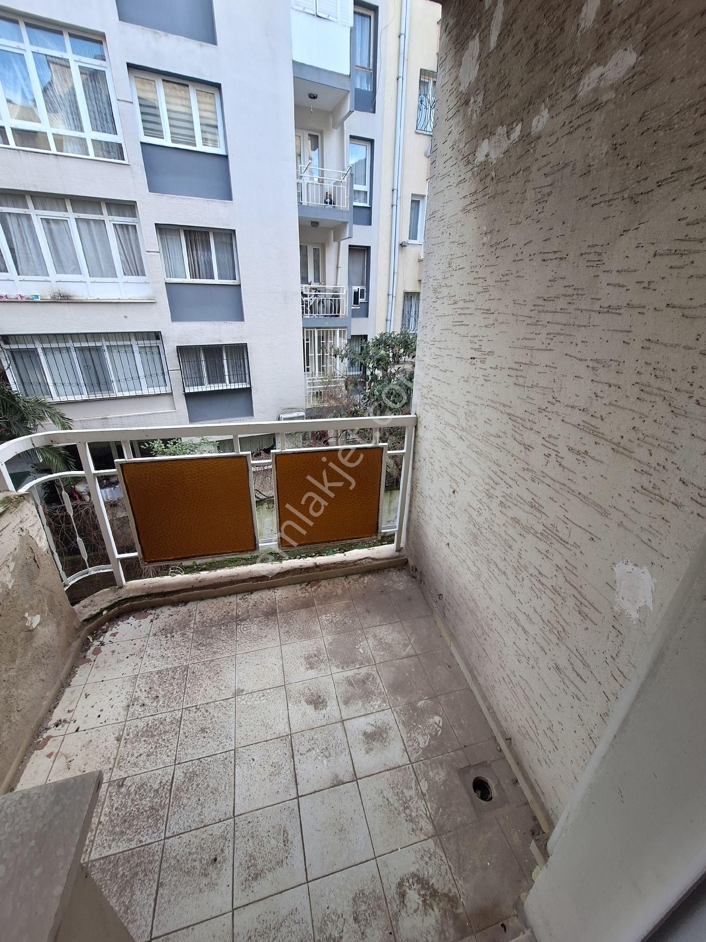 Şerif Remzi Okulu Yanında 2+1 Köşe - Görsel 35