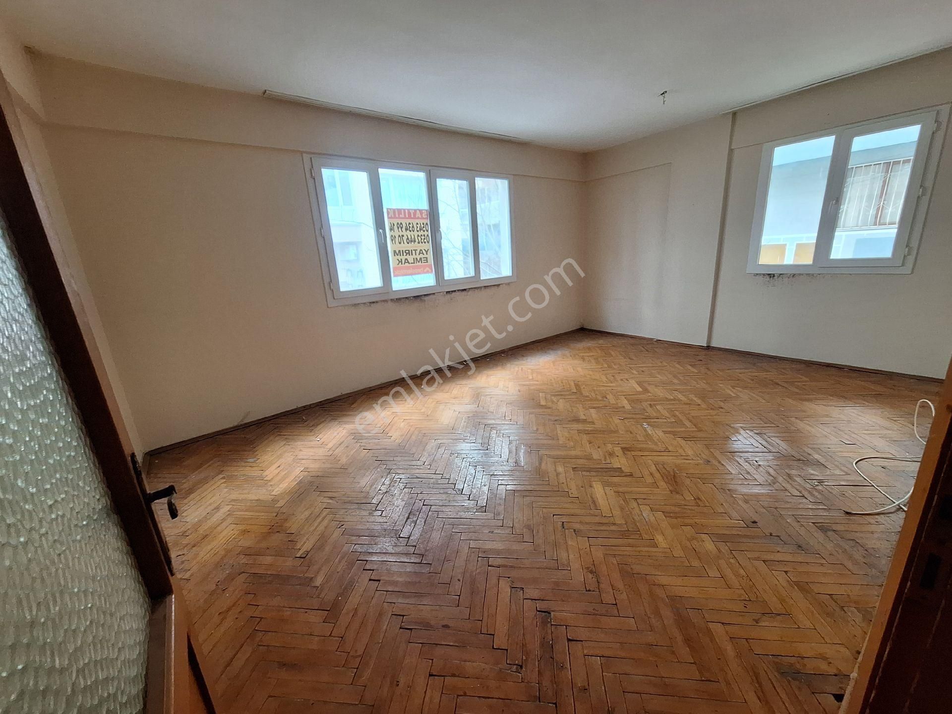 Şerif Remzi Okulu Yanında 2+1 Köşe - Görsel 19