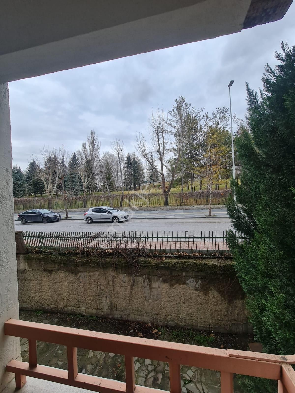 Aydınlıkevler'de 3+1 Kiralık Daire Taner Emlak İnşaat - Görsel 30