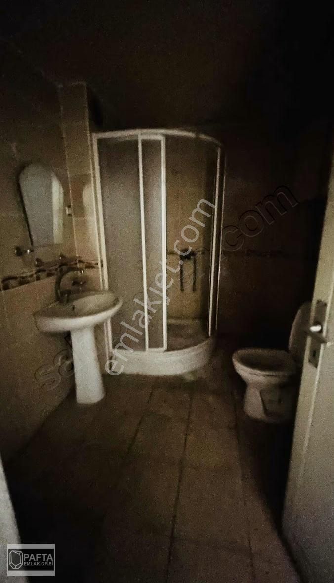 Topraklık Mahallesinde Salı Pazarının İçinde Satılık Daire - Görsel 6