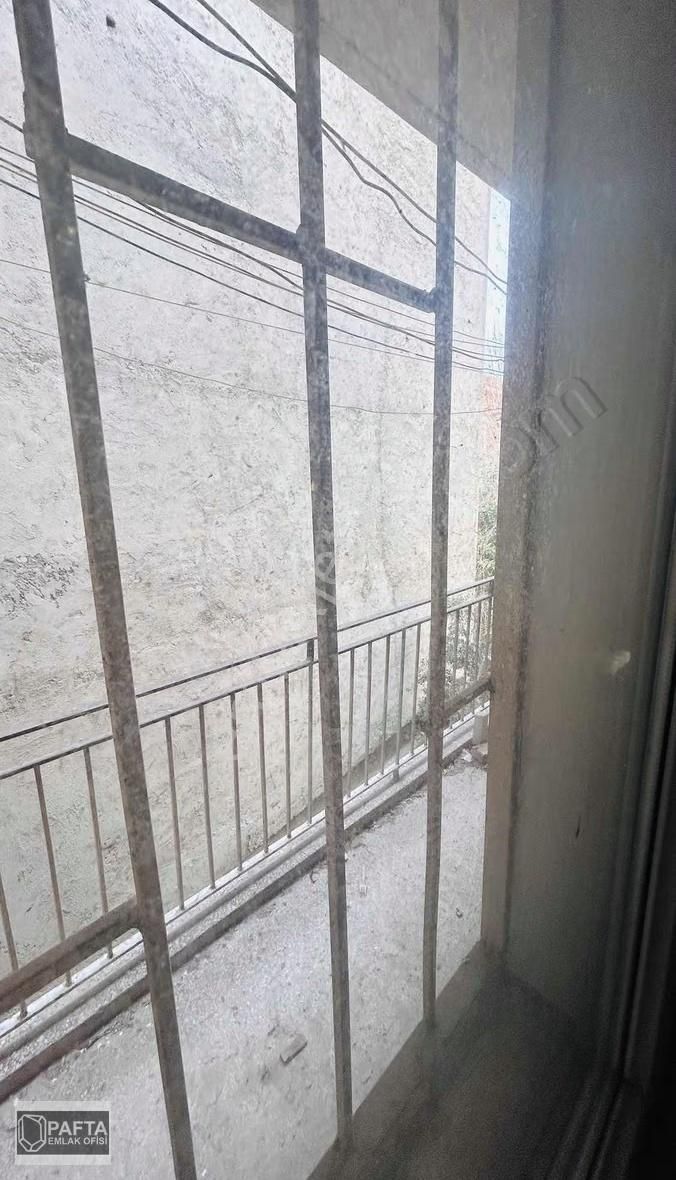 Topraklık Mahallesinde Salı Pazarının İçinde Satılık Daire - Görsel 14