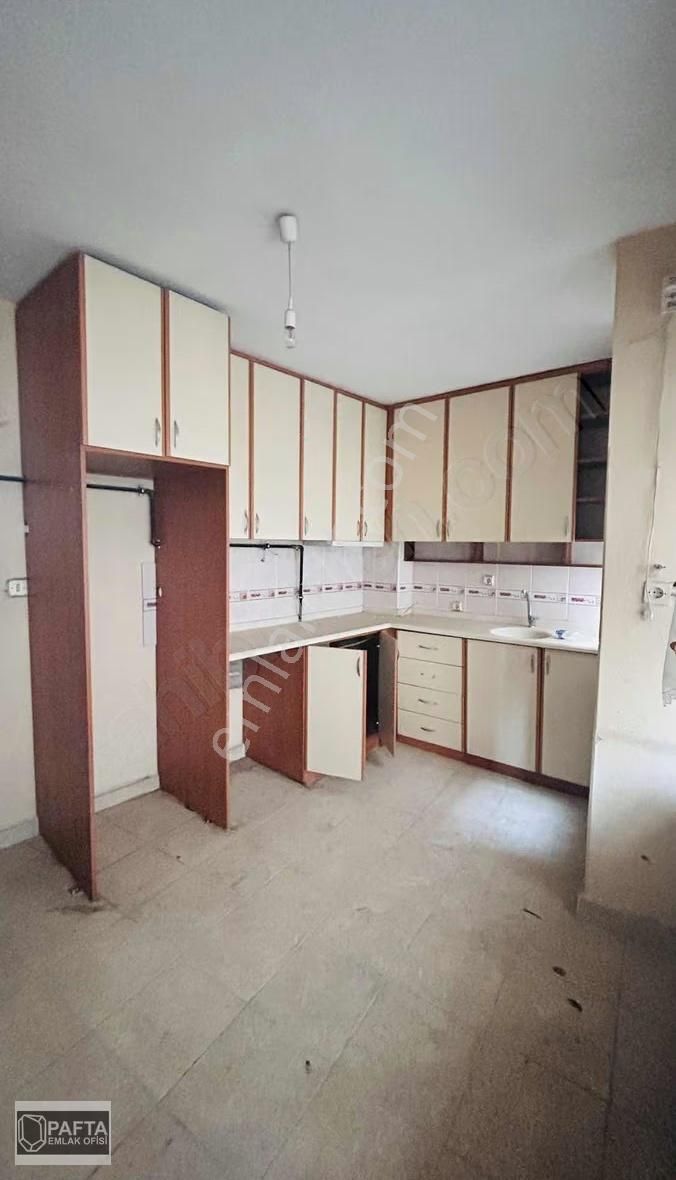 Topraklık Mahallesinde Salı Pazarının İçinde Satılık Daire - Görsel 12