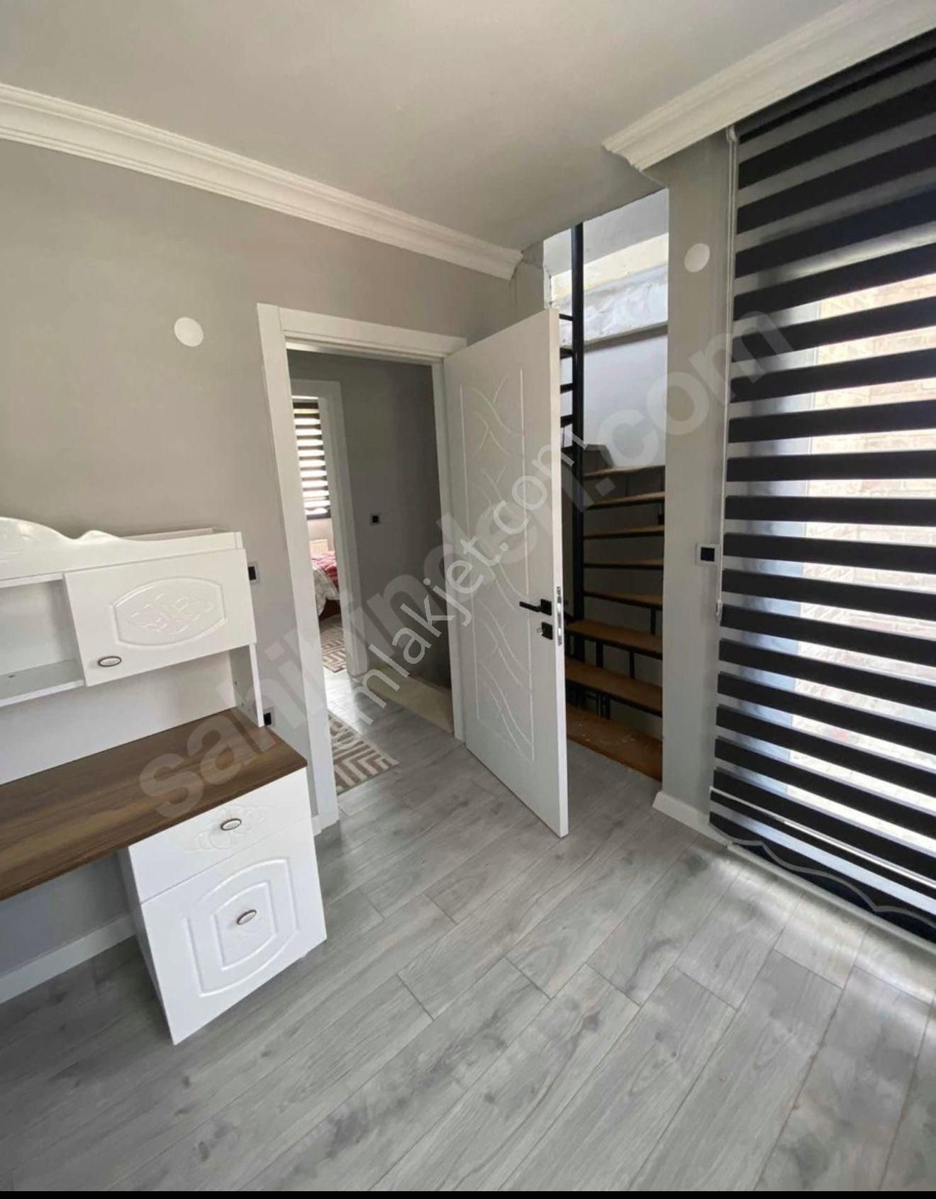 Balıkesir Gömeç Sahil Kesimde 4+2 Olan 3 Katlı Villa Satılıktır - Görsel 13