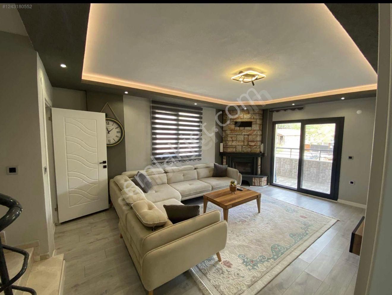 Balıkesir Gömeç Sahil Kesimde 4+2 Olan 3 Katlı Villa Satılıktır - Görsel 3