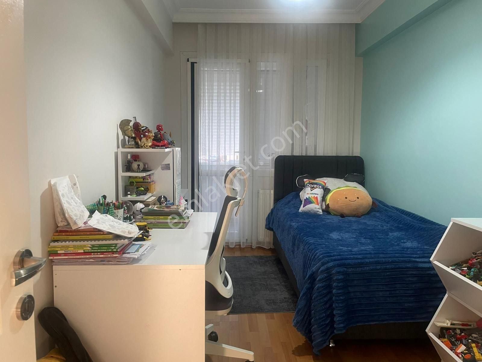 Girne Caddesi Yakını İyi Konum'da Geniş 2+1 Satılık Daire - Görsel 12