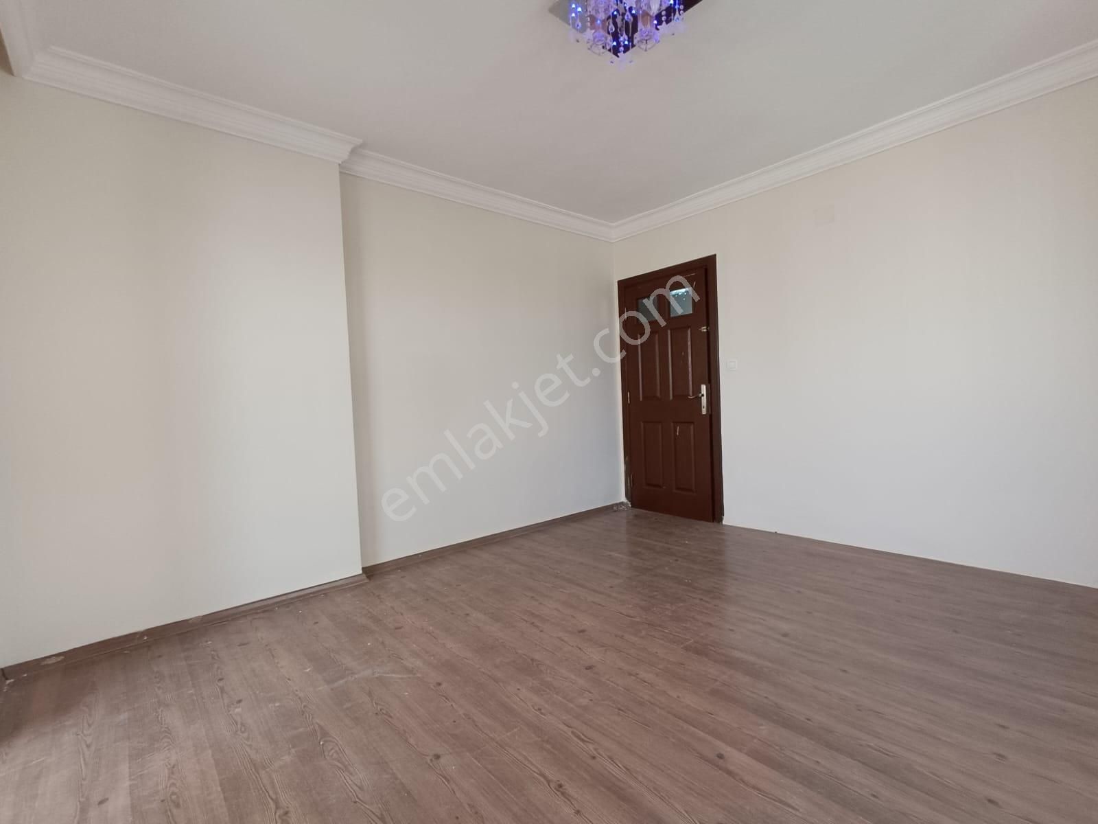 Toros Mahallesi T. Özala Yürüme Mesafesinde 3+1 Kapalı Mutfak+doğalgazlı+cam Balkonlu+satılık Daire - Görsel 15