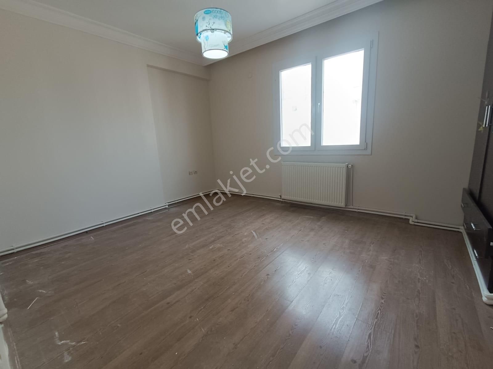 Toros Mahallesi T. Özala Yürüme Mesafesinde 3+1 Kapalı Mutfak+doğalgazlı+cam Balkonlu+satılık Daire - Görsel 11