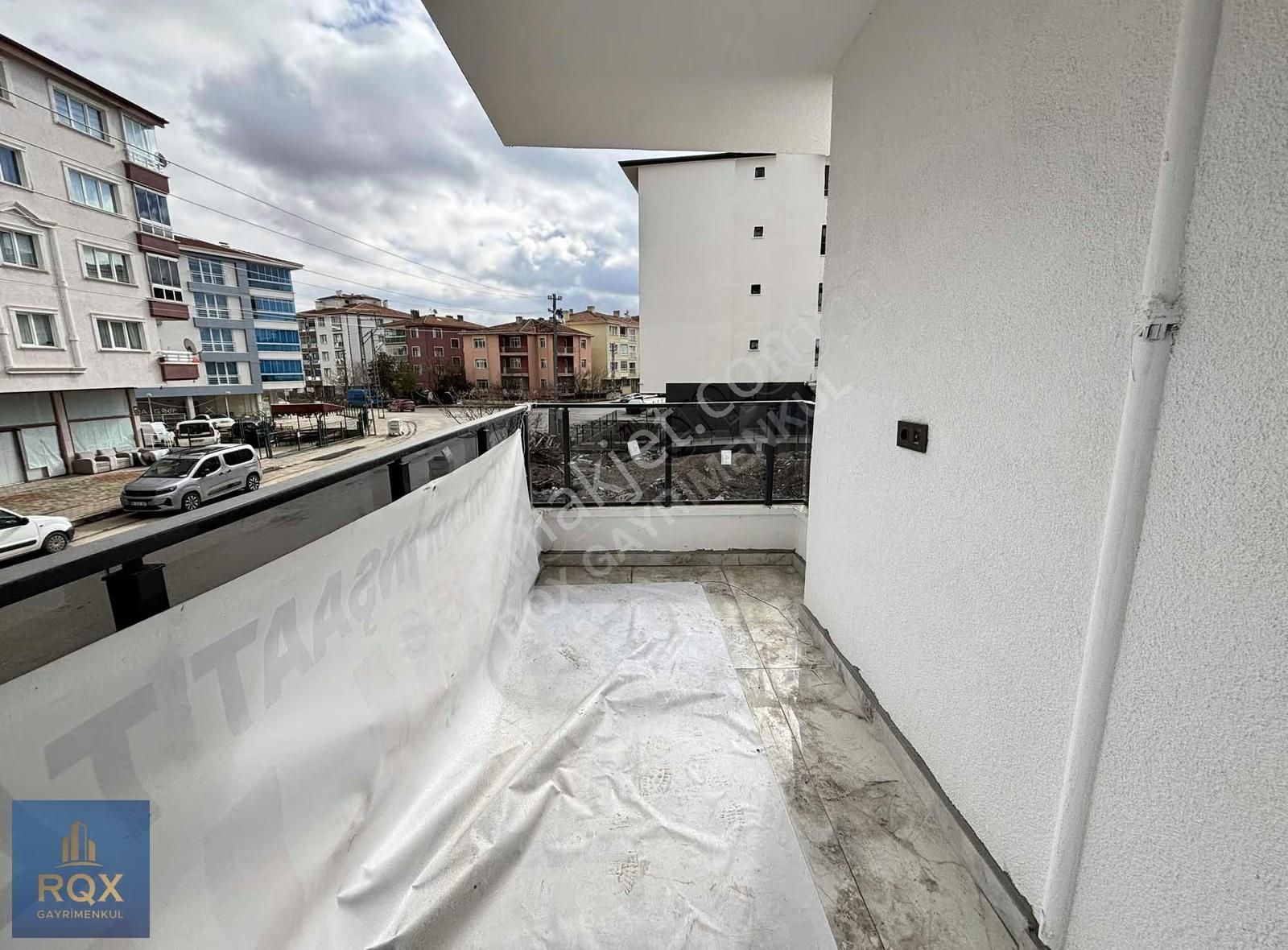 Mendereste Ayaş Yolu Üzerinde Ara Kat 2+1 Asansörlü Sıfır Daire - Görsel 15