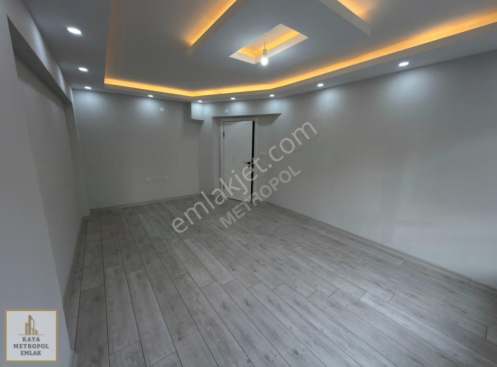 Etimesgut Merkezde Ön Cephe İskanlı 3+1 Full Yapılı Lüks Daire - Görsel 3