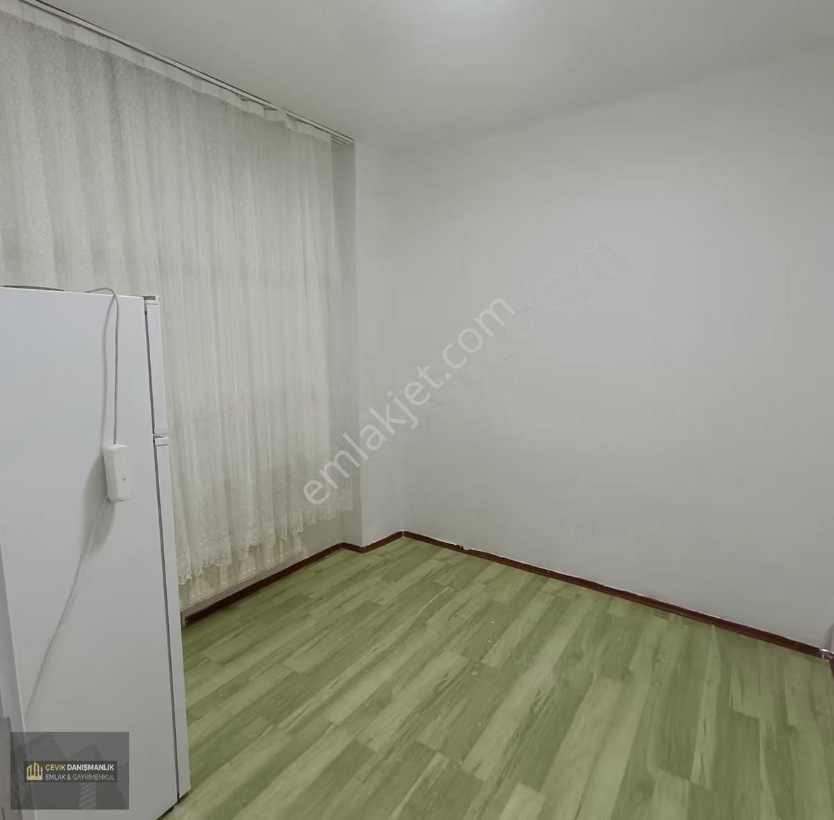 Kartaltepe Kat 1 Full Eşyalı 80 M2 Kombili Kapalı Balkon - Görsel 3