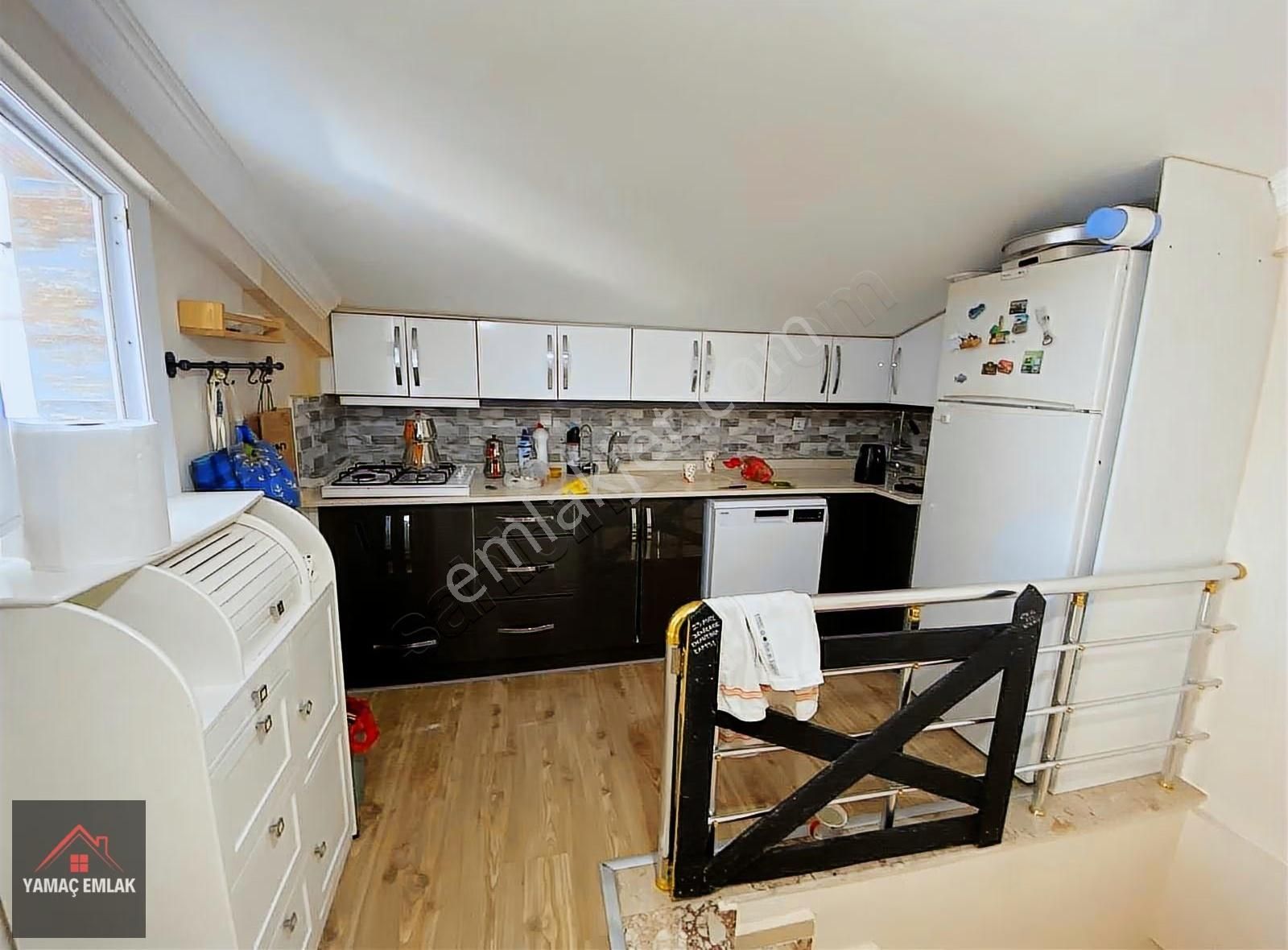 Didim Efelerde Satılık Masrafsız 3+1 Ay. Mutfak 7 Yıllık Dublex - Görsel 11
