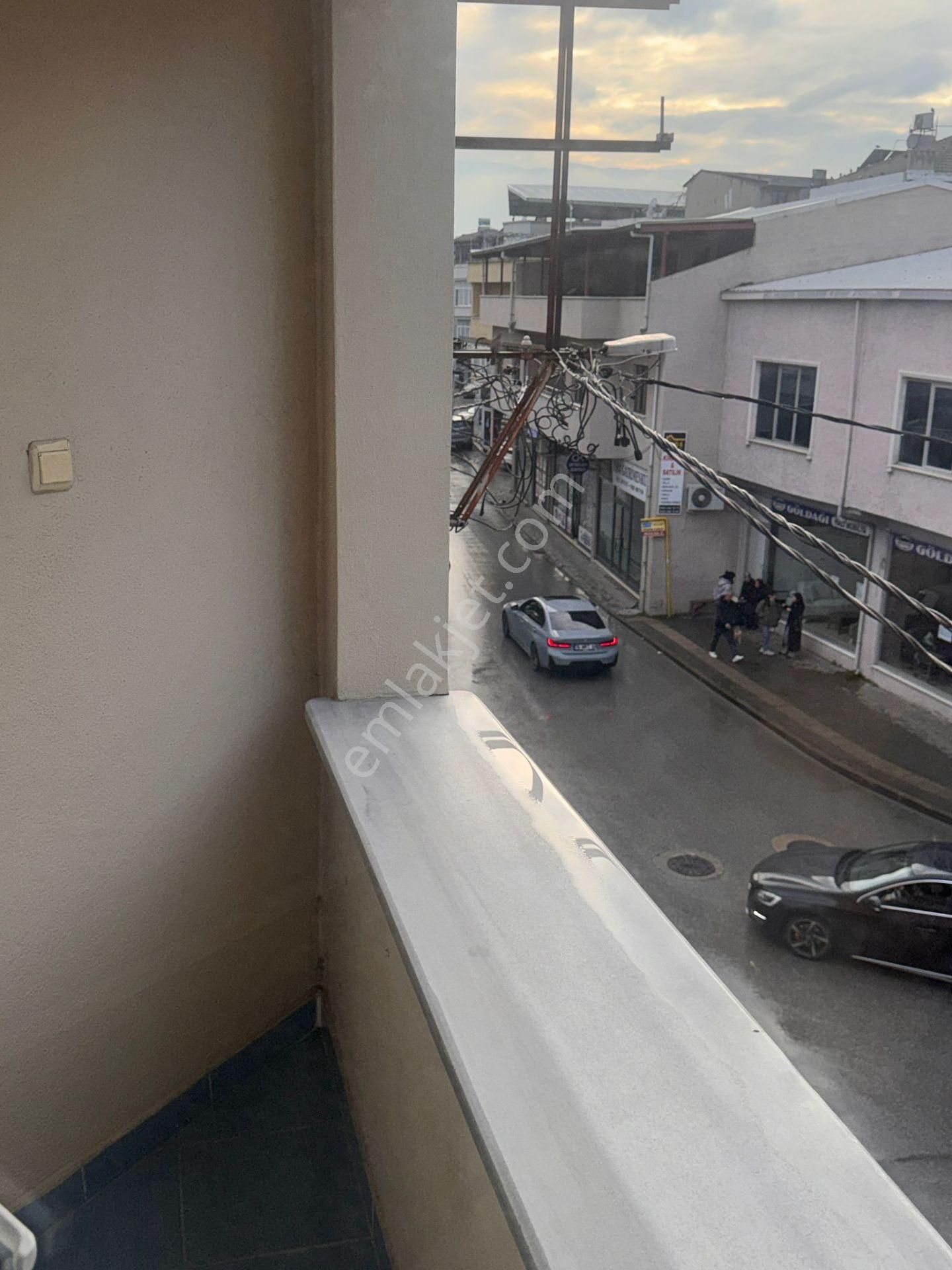 Millet Mahallesinde Kafeler Caddesine Yakın 2+1 Daire - Görsel 3