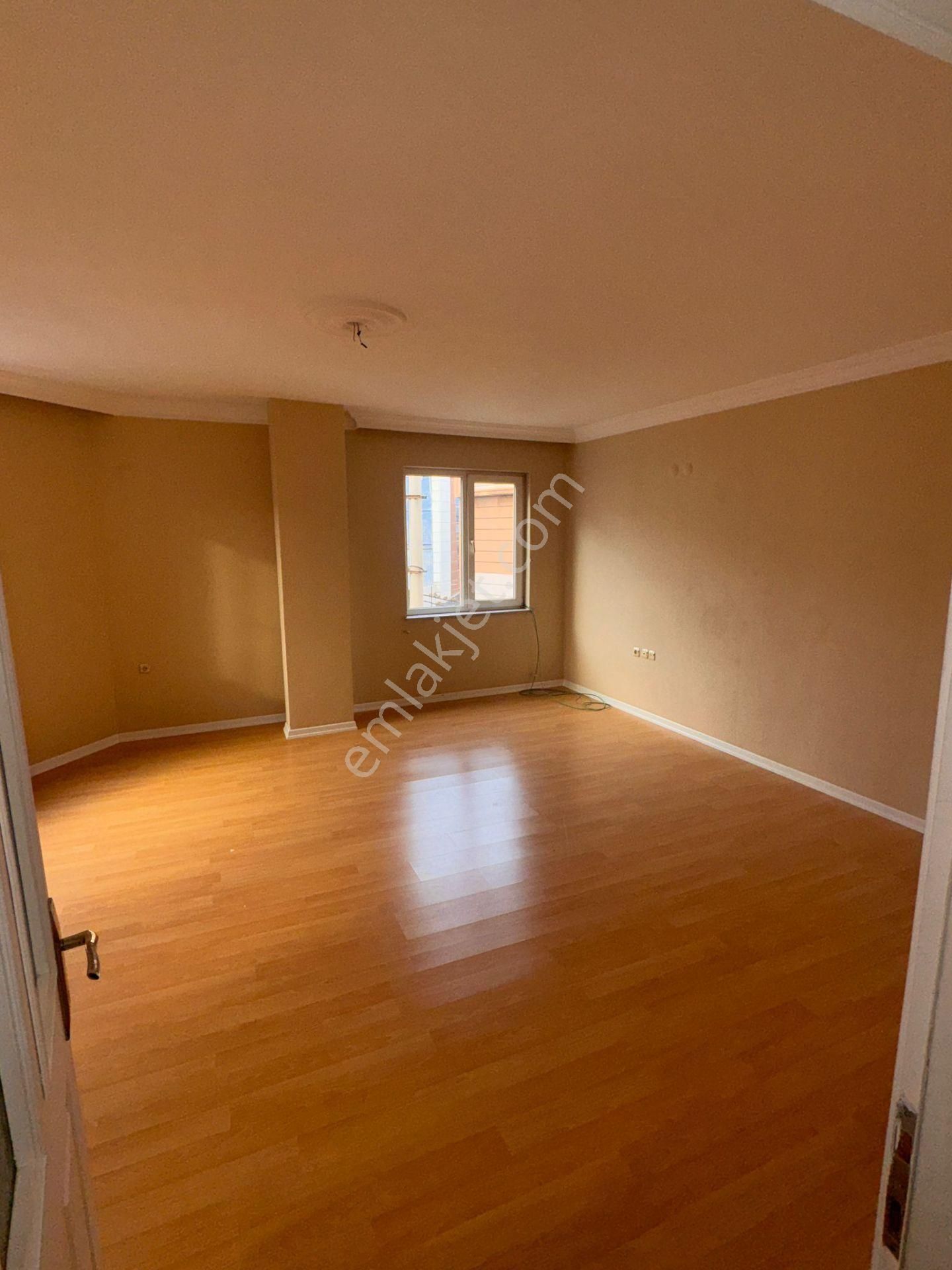 Millet Mahallesinde Kafeler Caddesine Yakın 2+1 Daire - Görsel 16