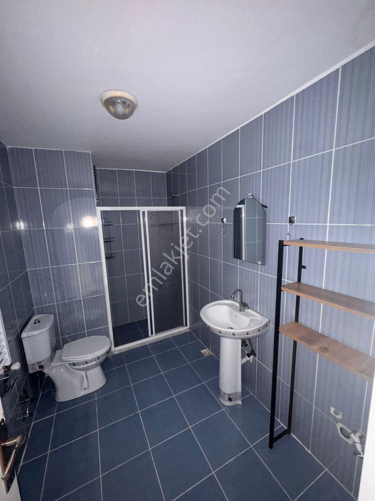 Millet Mahallesinde Kafeler Caddesine Yakın 2+1 Daire - Görsel 7