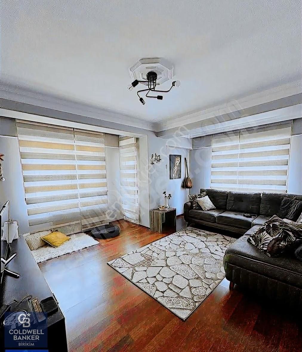 Ümraniye İstiklal Mahallesi'nde Metroya Yakın Geniş Daire - Görsel 11