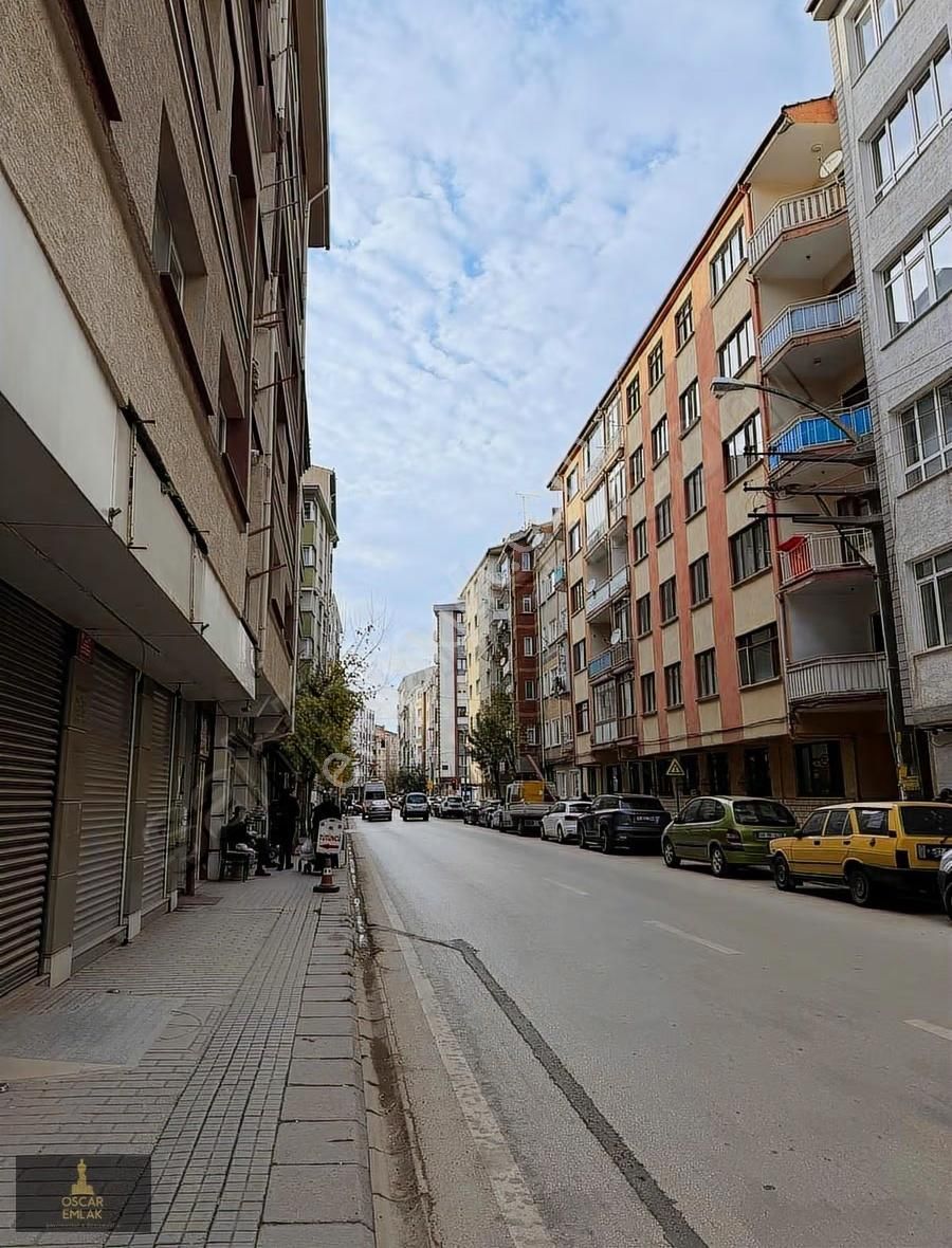 Oscar'dan Kırım Cad. Üzeri Asansörlü Amerikan Mutfaklı 3+1 - Görsel 8