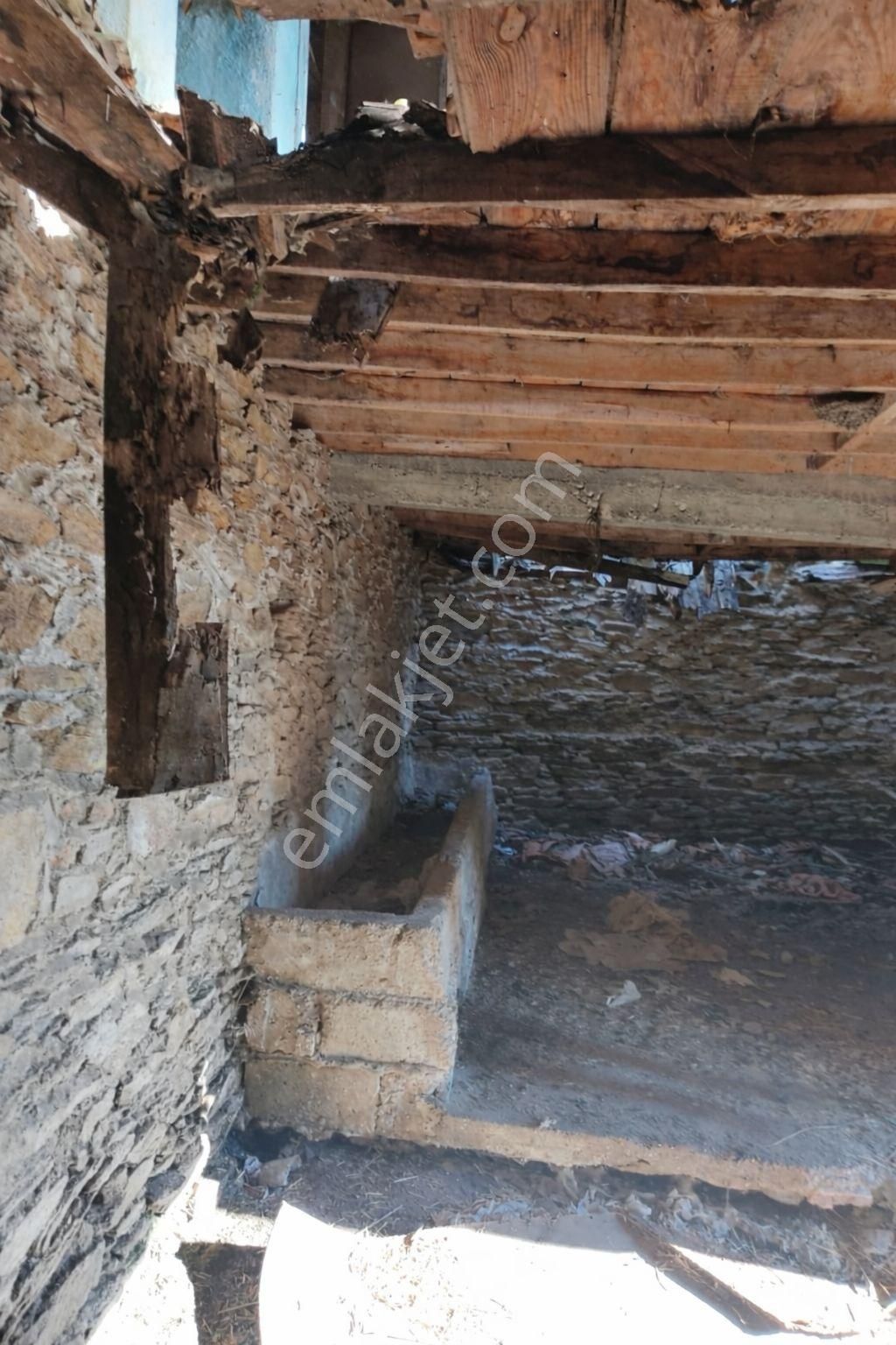 İzmir Bayındır Pınarlı Satılık Müstakil Ev Ve Arsası - Görsel 14