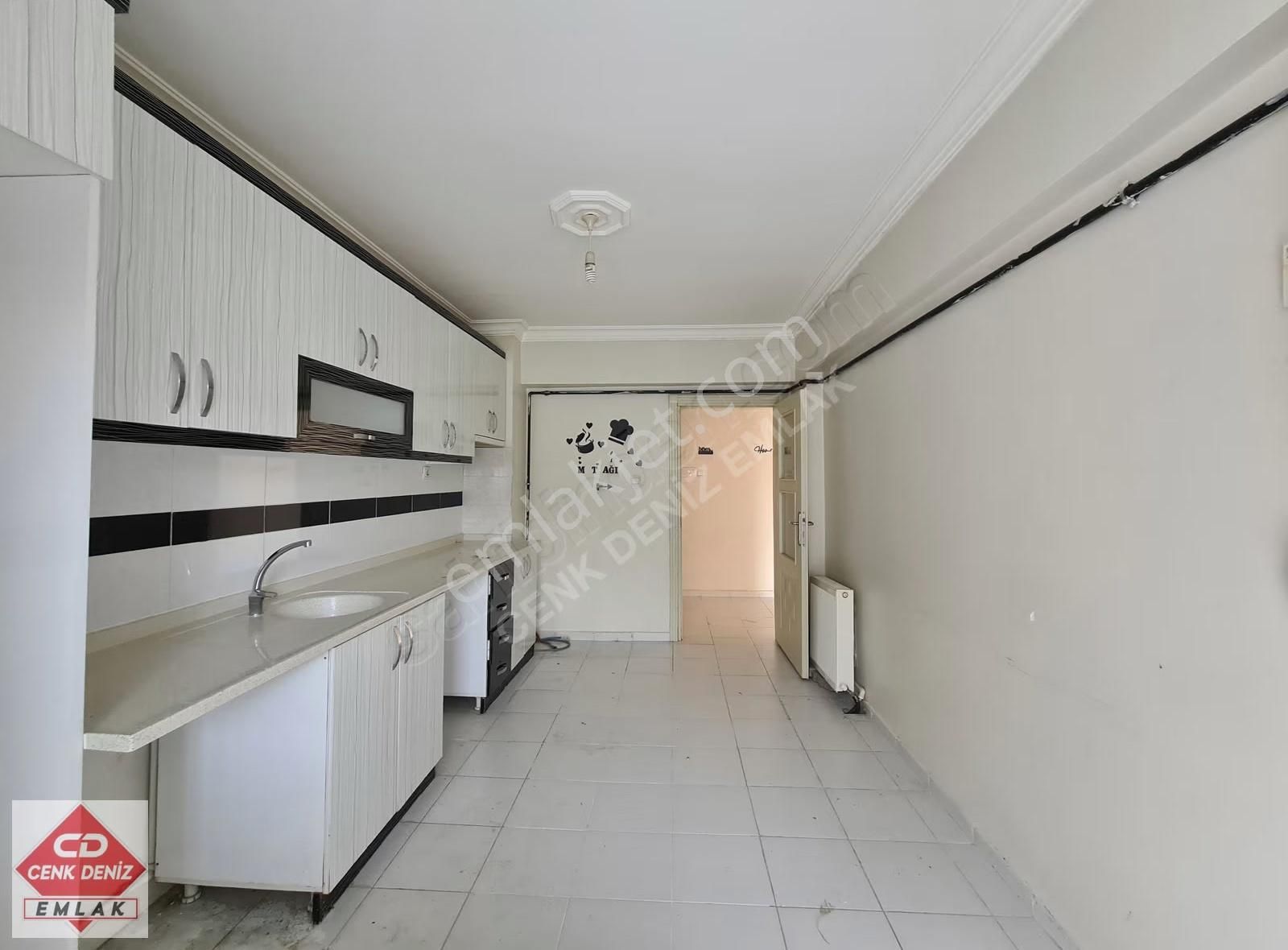 Bahçelerüstü Mah. 57.sk 'da 3.kat Asansörlü 2-balkonlu 3+1 Daire - Görsel 6