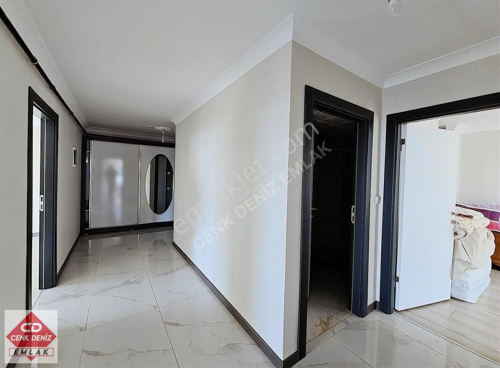 Selim Cd. Üzeri Teras Balkon 2-banyo & Giyinme Odalı 145m² 3+1 - Görsel 20