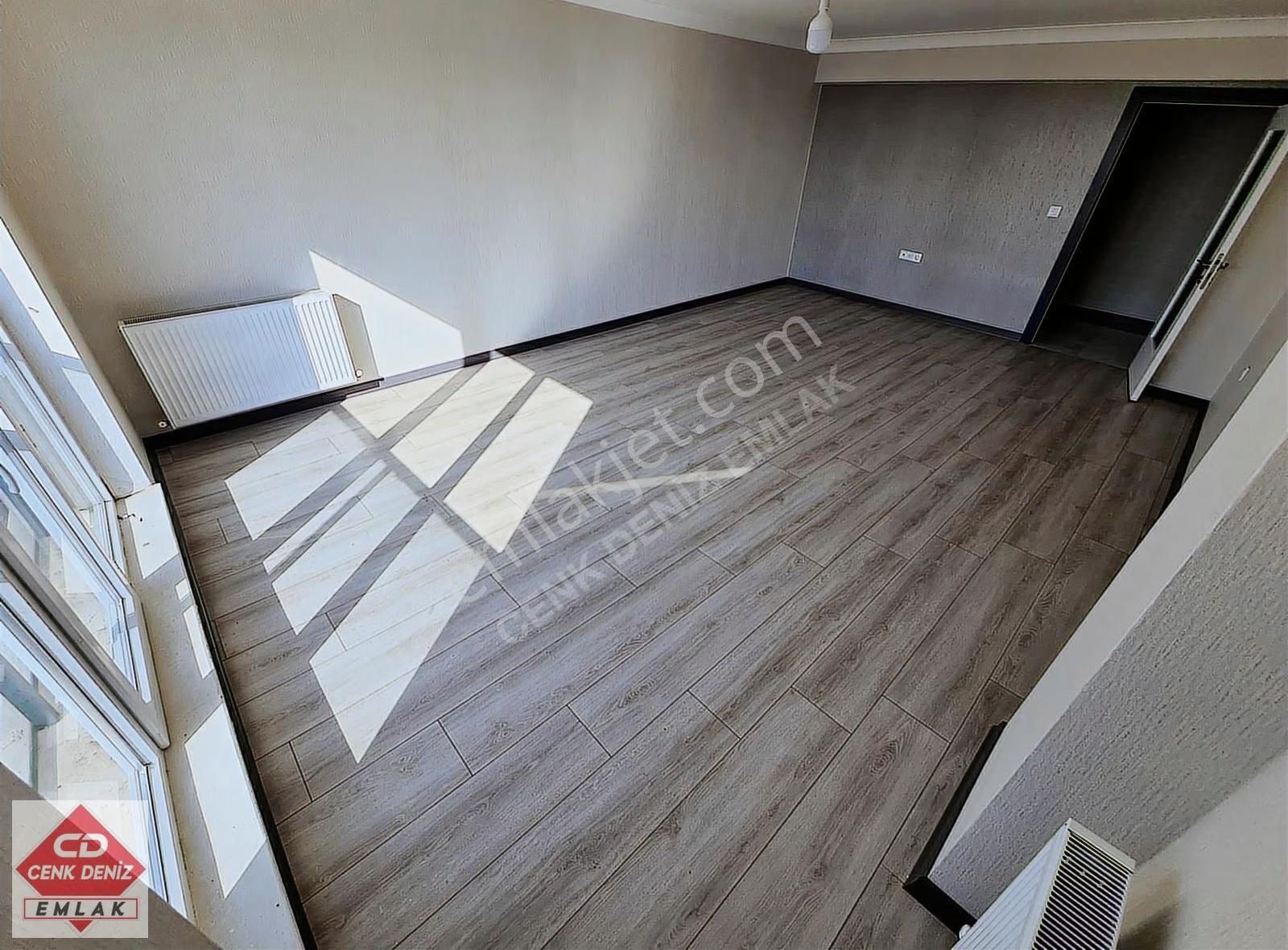 Selim Cd. Üzeri Teras Balkon 2-banyo & Giyinme Odalı 145m² 3+1 - Görsel 18