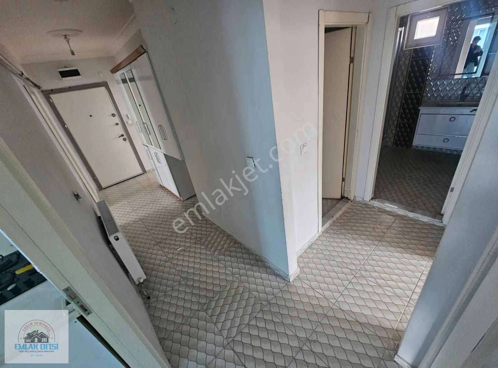 Net Emlaktan Merkezde 3+1 Y. Giriş Fuzul Eve Eminevime Uygun - Görsel 13