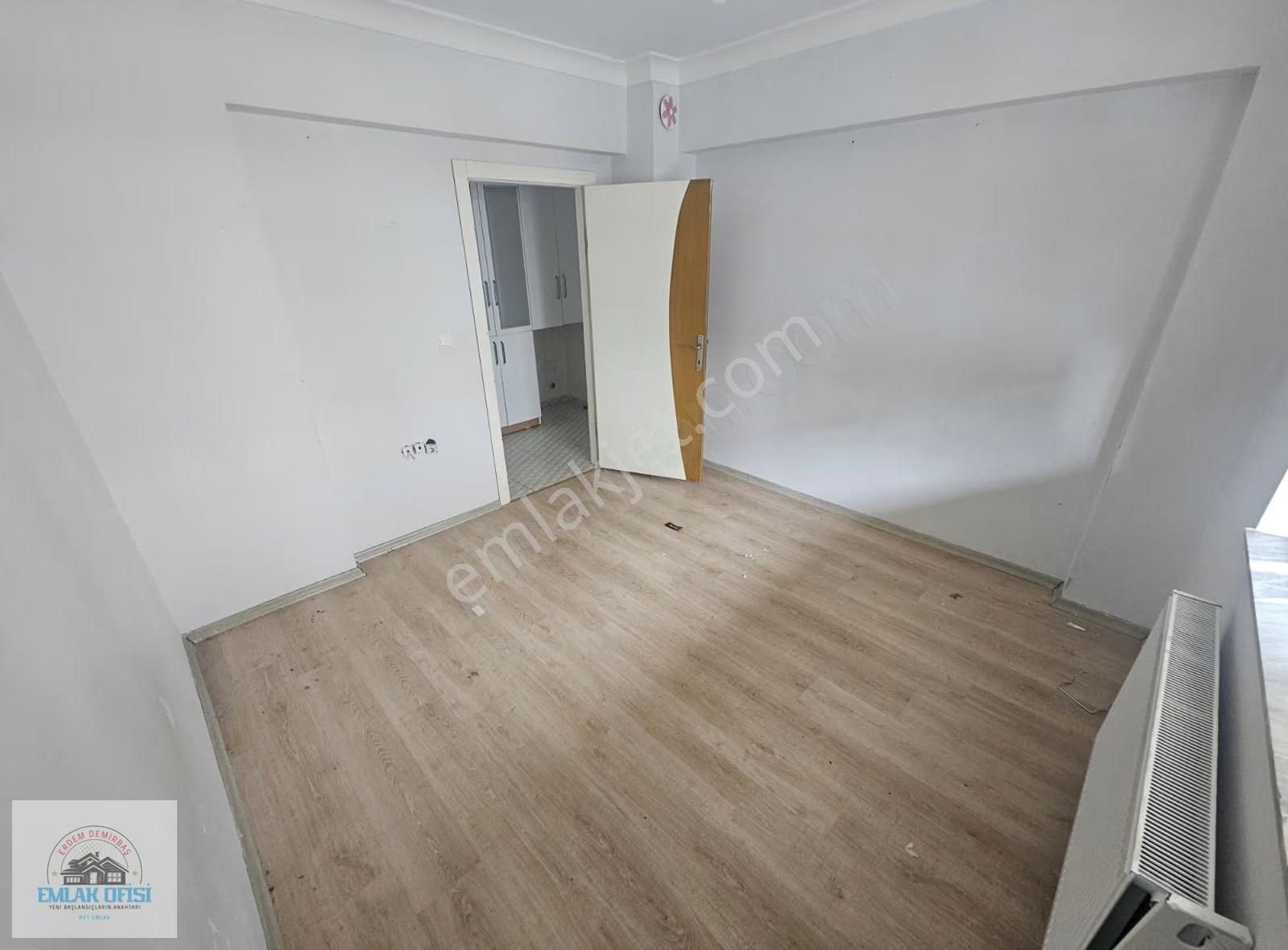 Net Emlaktan Merkezde 3+1 Y. Giriş Fuzul Eve Eminevime Uygun - Görsel 8