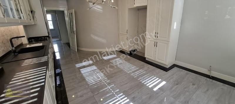 Bosphorus City'de Kiralık 4+1 - Görsel 3