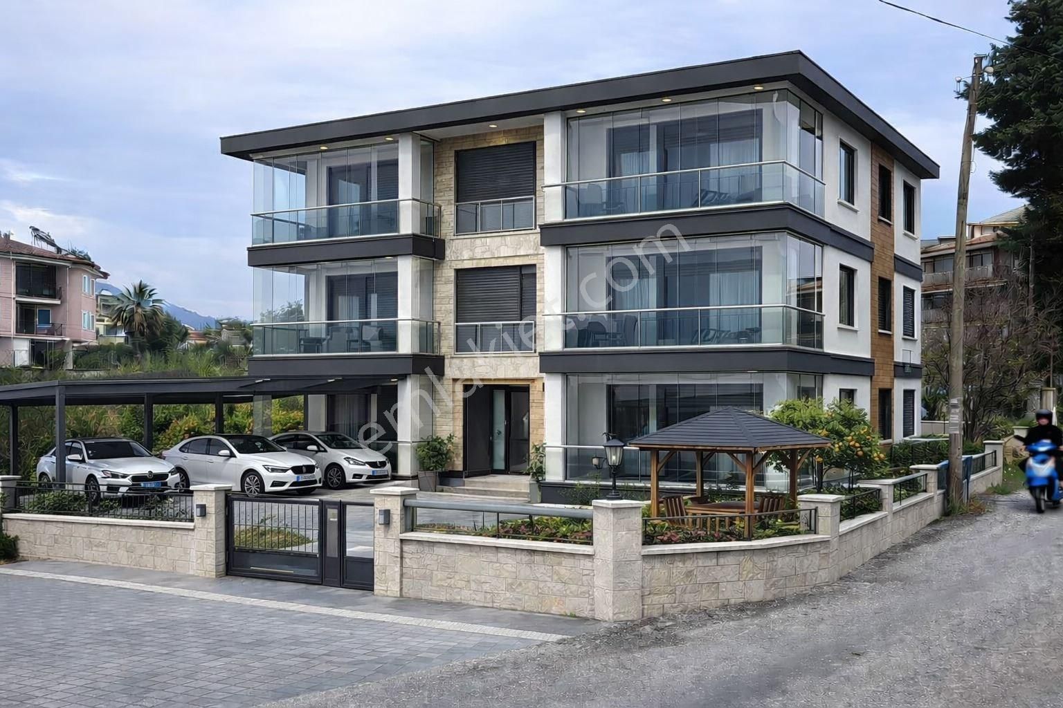 Dalaman Karaçalıda %30 3 Kat İmarlı, 366 M² Batı Cepheli Arsa