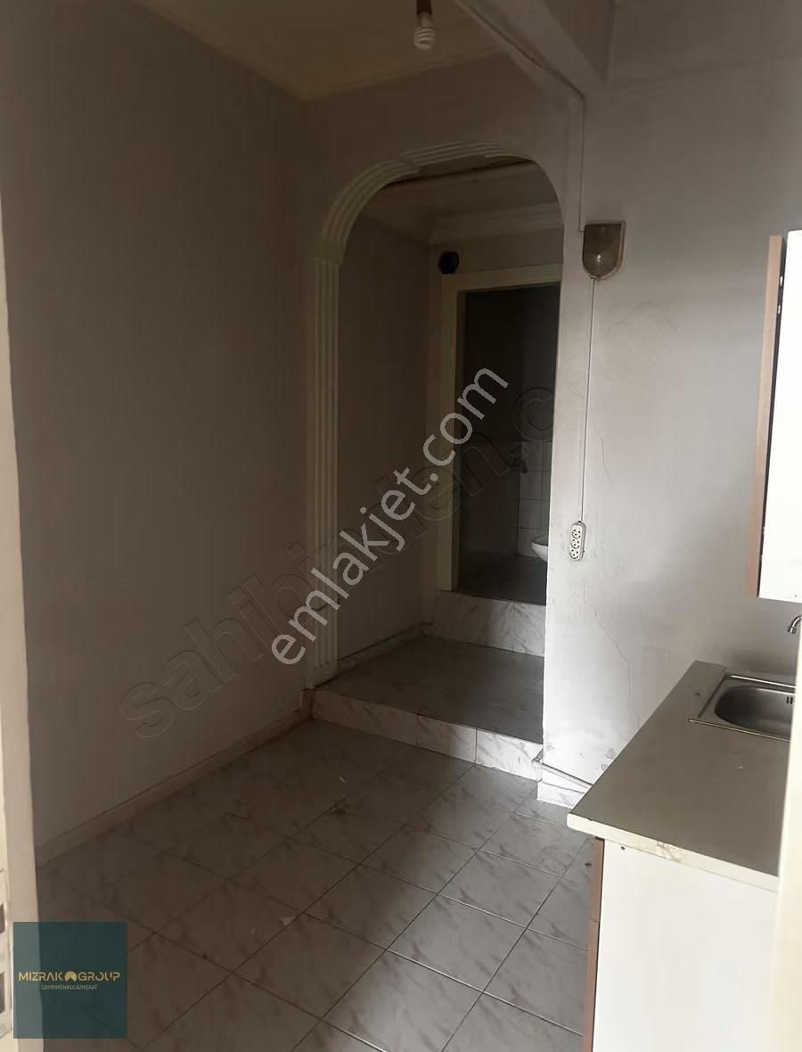 Doburcada Cadde Üstü Kiralık 75 M2 Geniş Dükkan