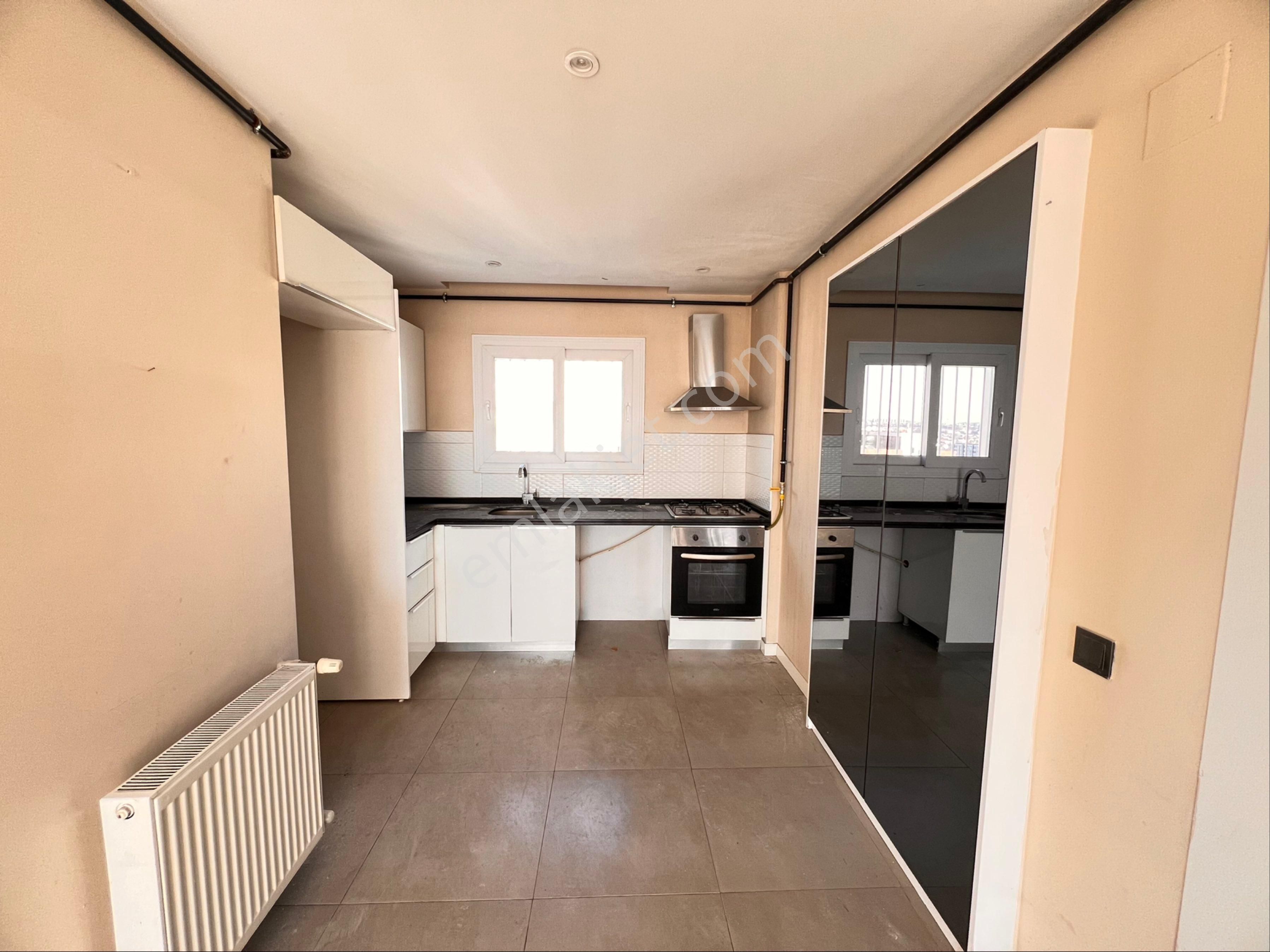 Aydınlarda Site İçi 2+1 Açık Mutfak Çift Banyo Dogalgazlı Kiralık Daire - Görsel 5