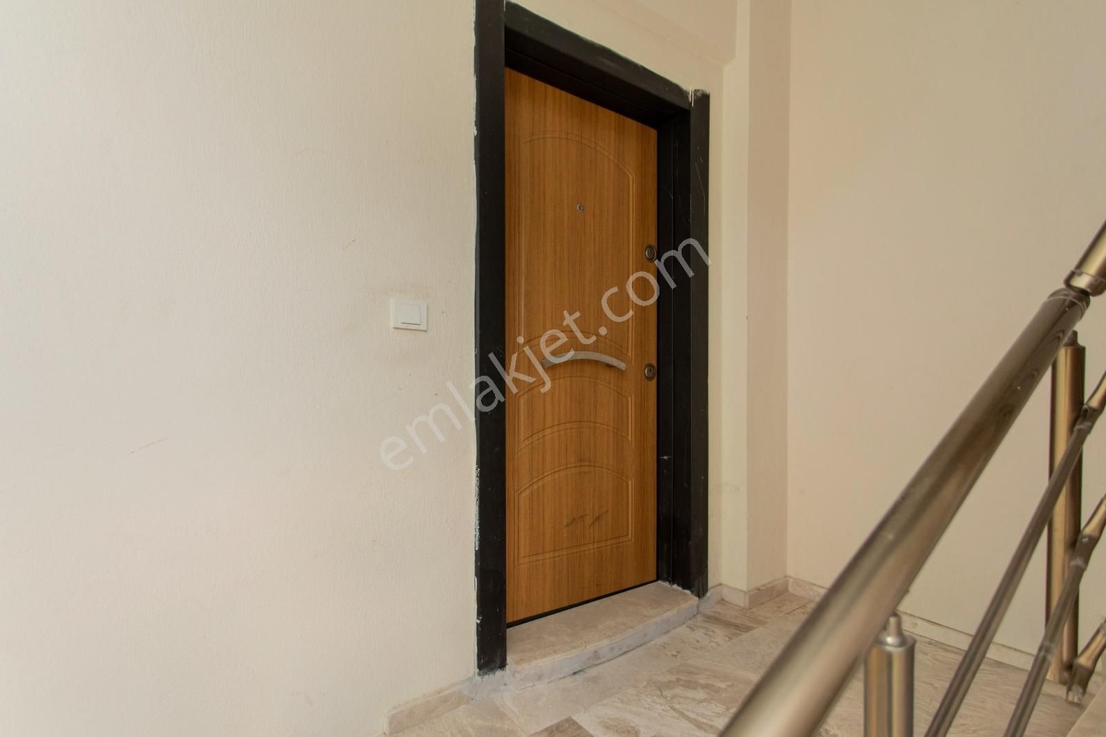 Foça Kazım Dirik Mah. Satılık Bahçe Katı 2+1 Daire - Görsel 4