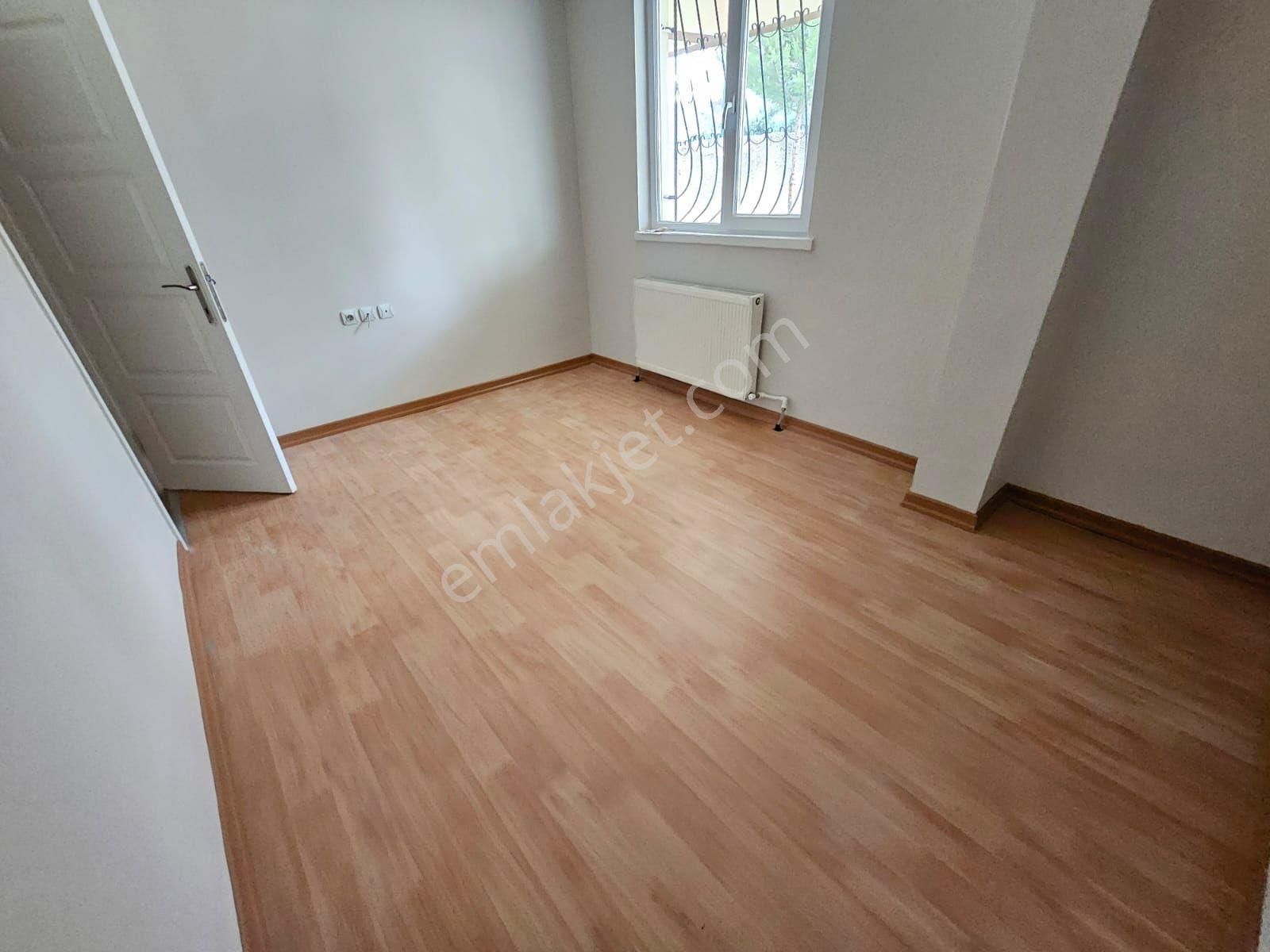 Karapürçek'te Satılık 3+1 Bahçe Katı Muradiye Lisesi Yakını - Görsel 17