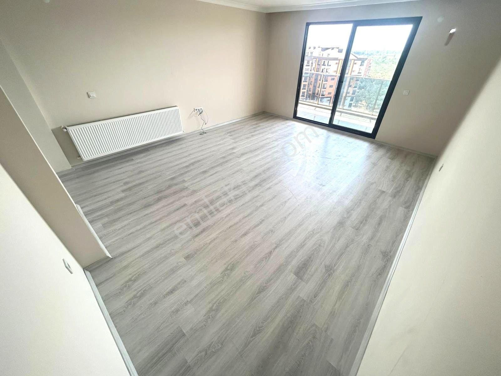 Yükselden Kadıköyde Novada Yanı Sitede Ayrı Mutfak 3+1 Satılık Daire - Görsel 3
