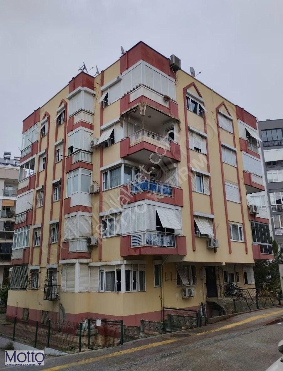 Narenciye'de Merkezi Konum 3+1 Geniş Kullanımlı Kiralık Daire.