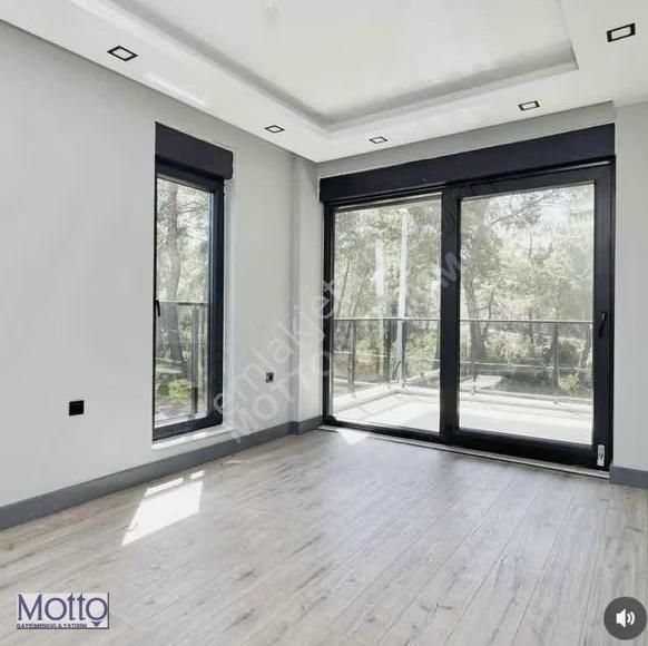 Düzlerçamında Muhteşem Konumda Lüks Villa - Görsel 22