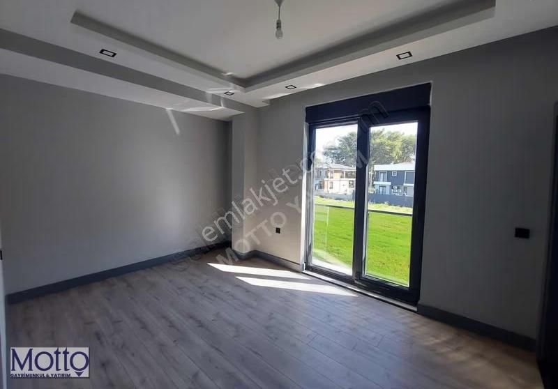 Düzlerçamında Muhteşem Konumda Lüks Villa - Görsel 19