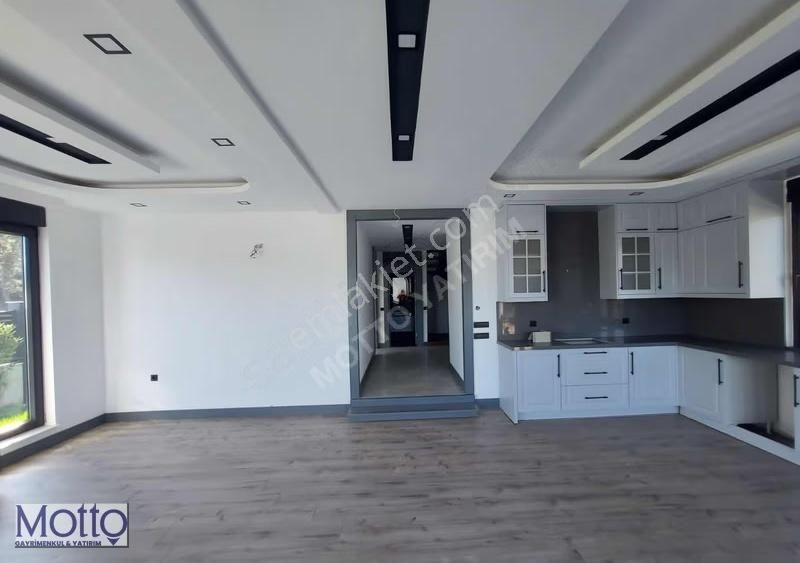 Düzlerçamında Muhteşem Konumda Lüks Villa - Görsel 7