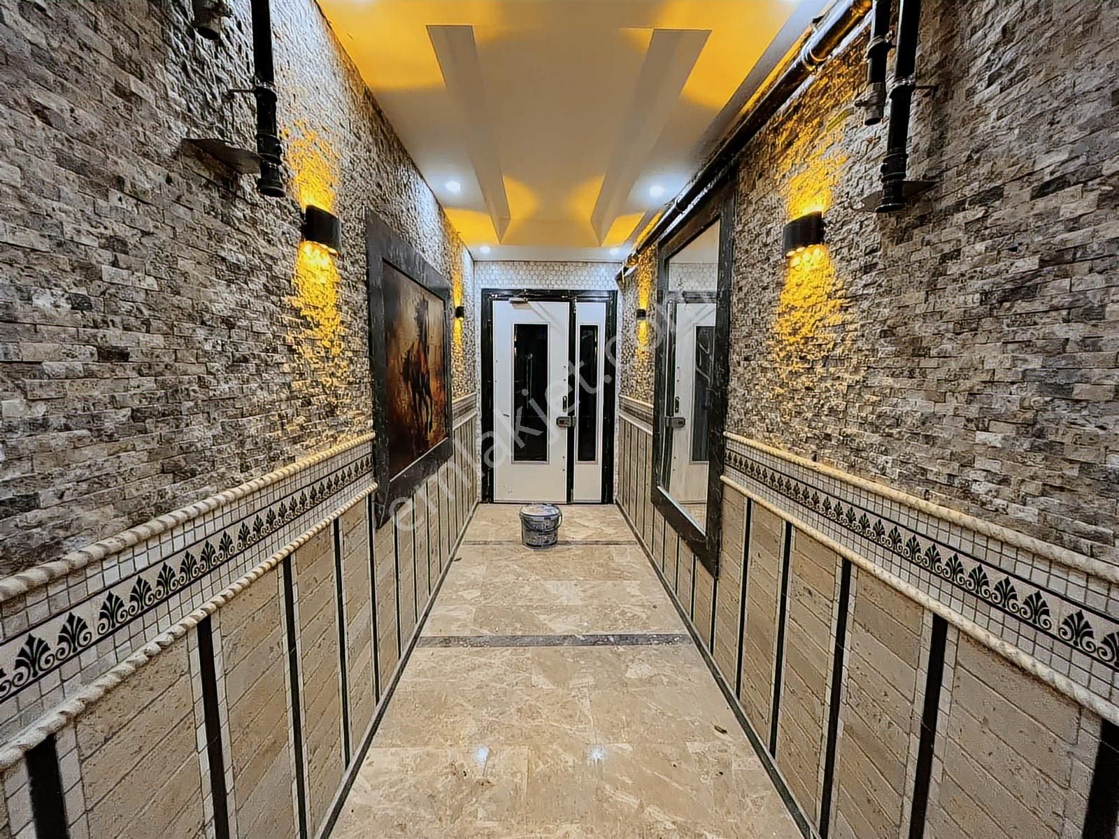 |osmanlı|gop Mahallesinde Geniş Bahçe Kullanım Alanı Sıfır 2+1