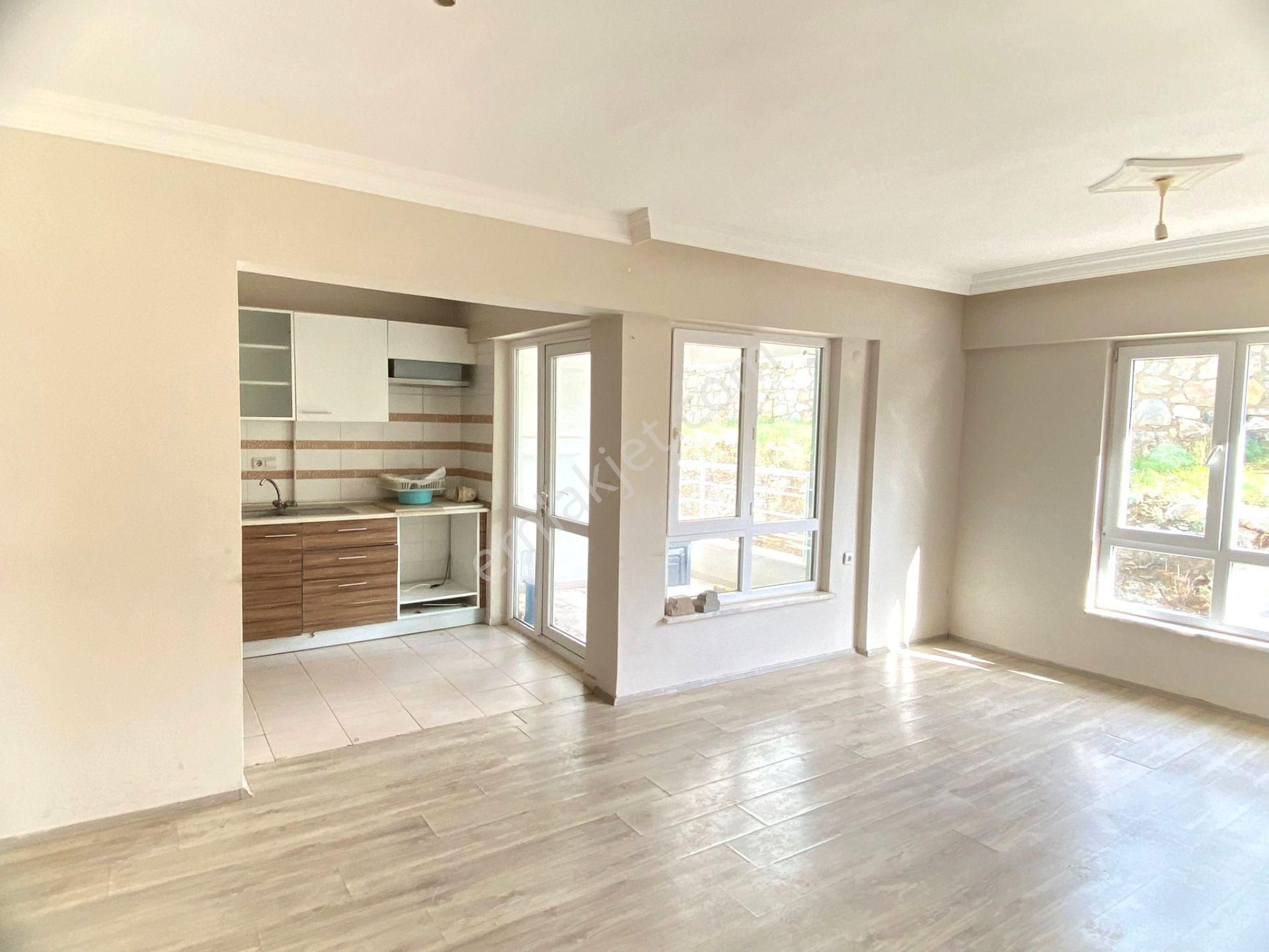 Kuşadası Değirmendere’de Full Deniz Manzaralı 2+1 Satılık Daire - Görsel 5