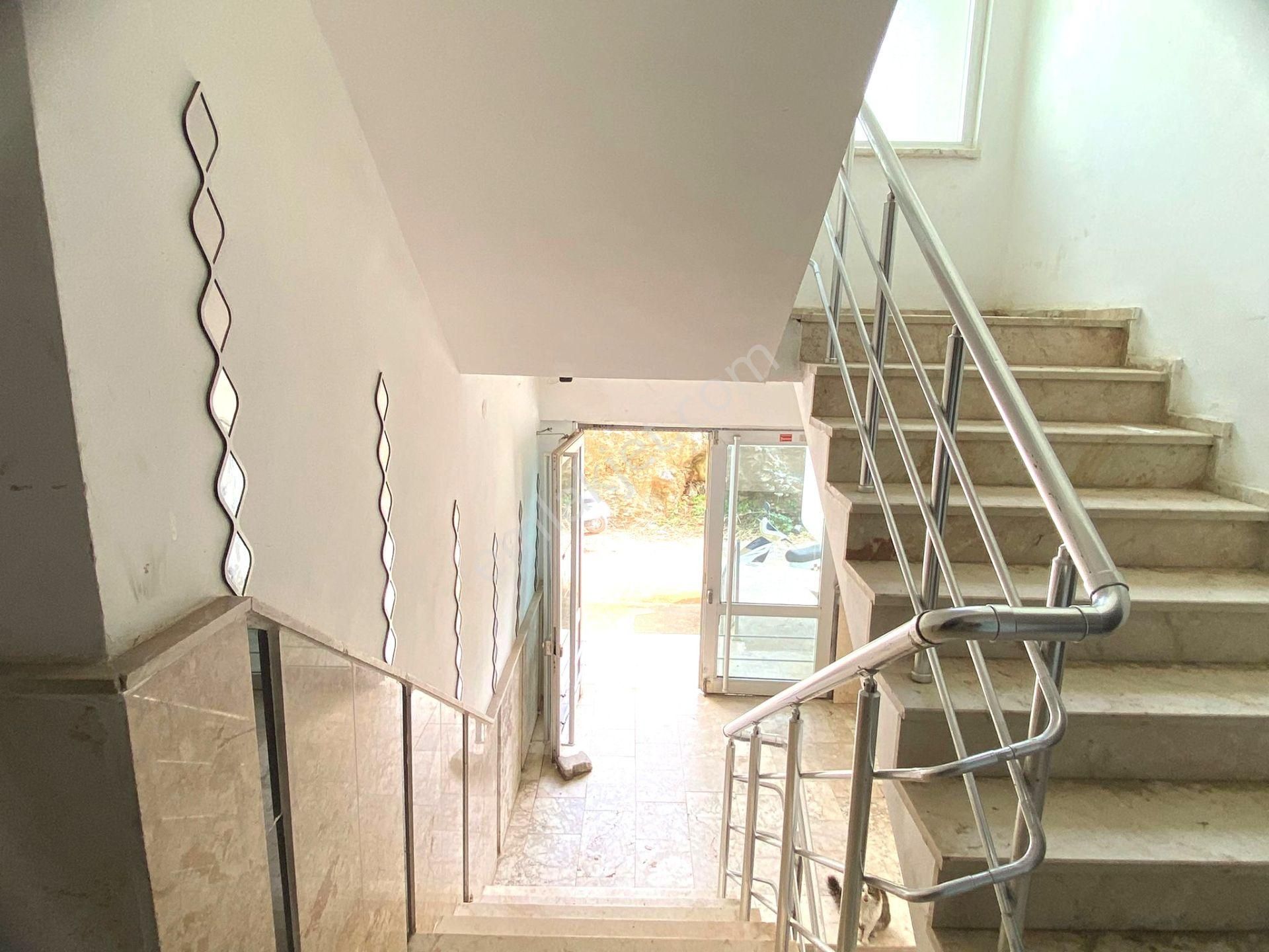 Kuşadası Değirmendere’de Full Deniz Manzaralı 2+1 Satılık Daire - Görsel 18