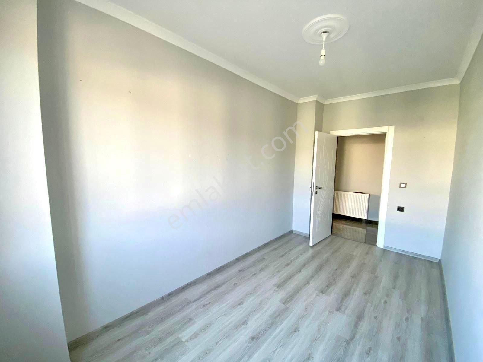 Yükselden Akçay Zeytinlide Ayrı Mutfak Satılık Ara Kat 2+1 Daire - Görsel 12