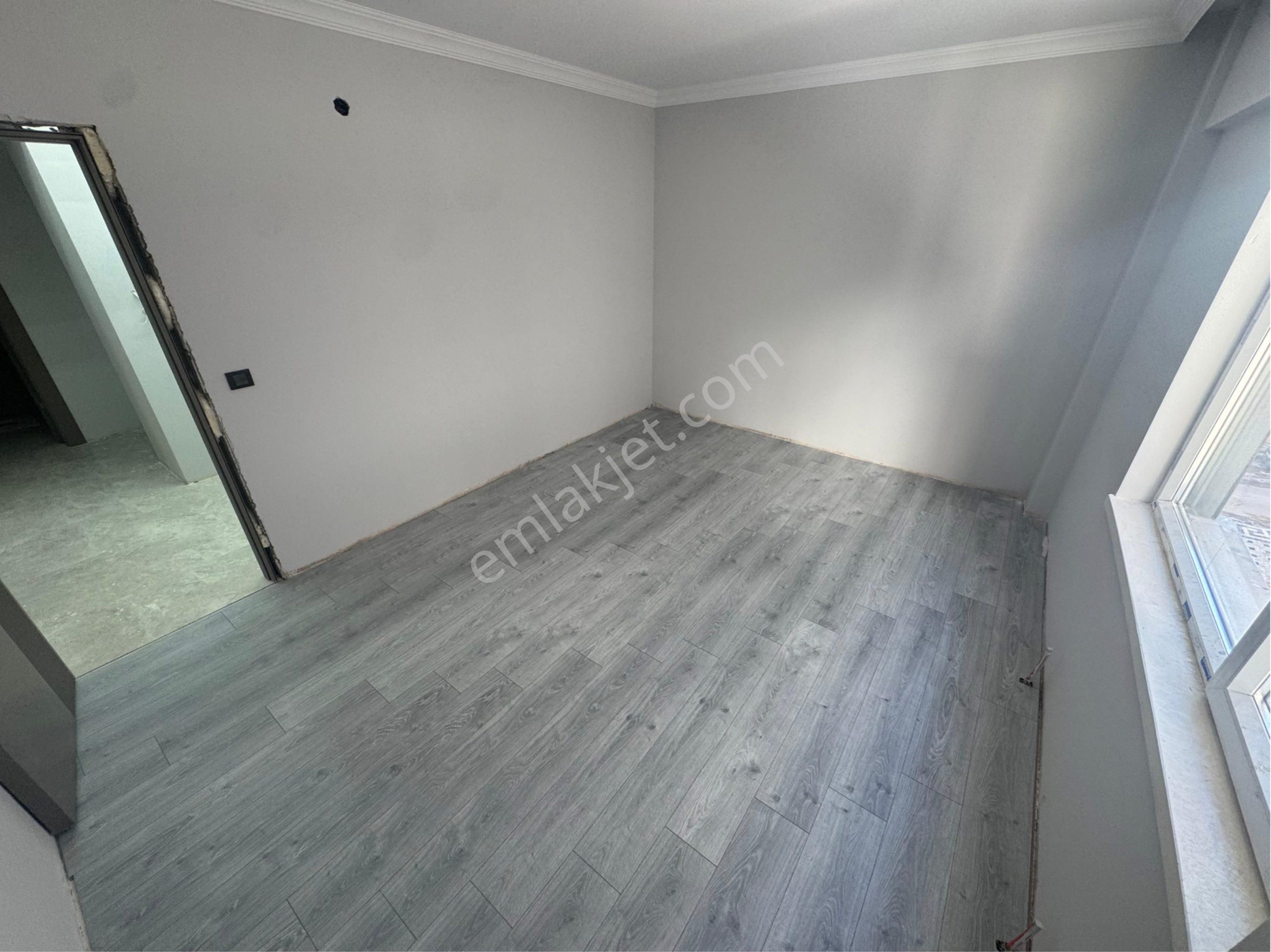 Bağlum Kafkaslar Da Satılık 2+1 Daire Katta - Görsel 9