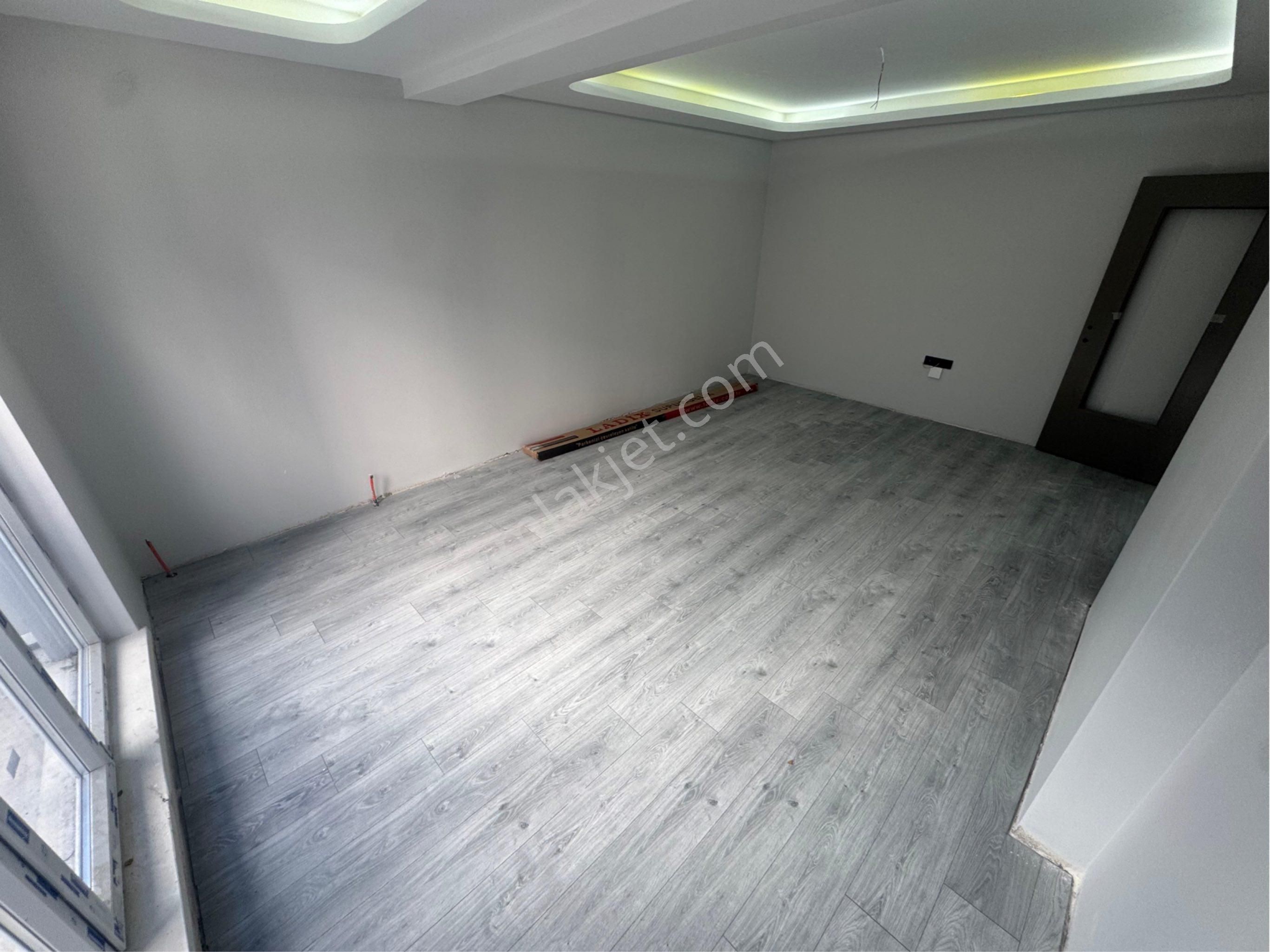 Bağlum Kafkaslar Da Satılık 2+1 Daire Katta - Görsel 20