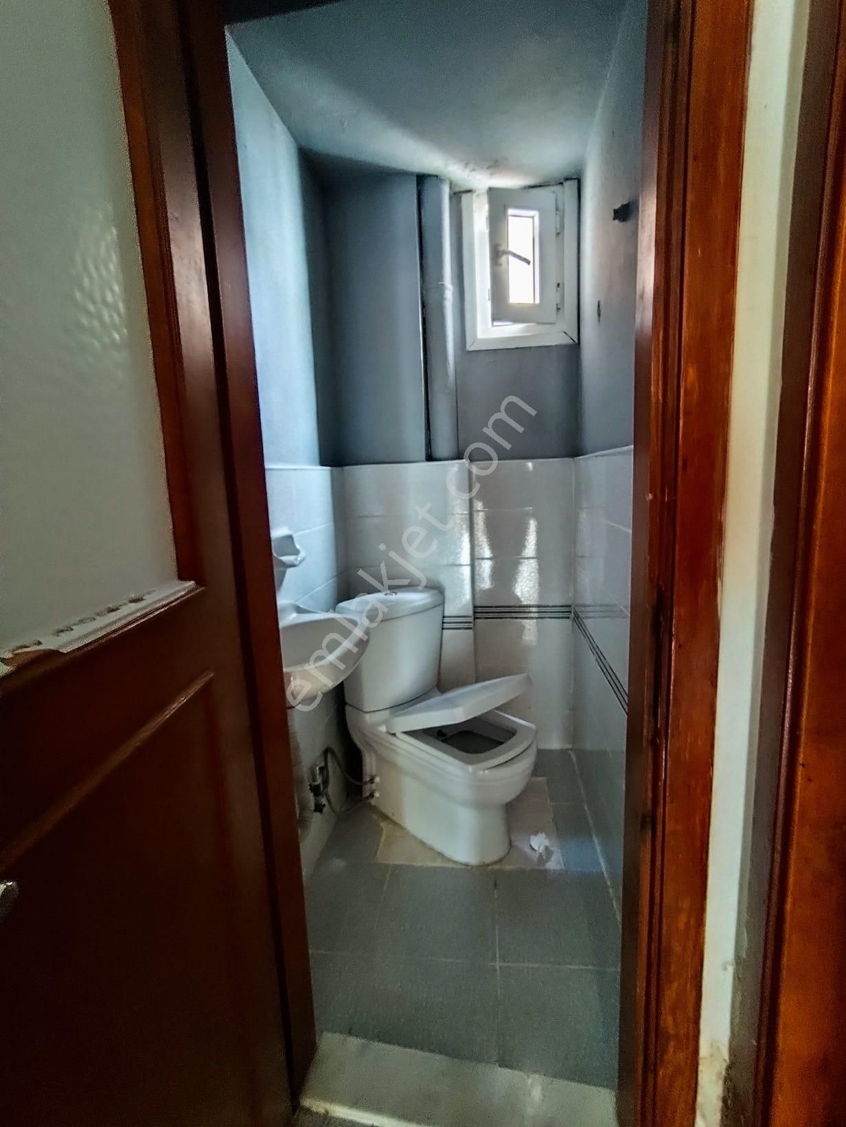 Mertcan Dan Adnan Kahveci Metroya Yürüme Arakat 2+1 Balkonlu Kiralık - Görsel 16